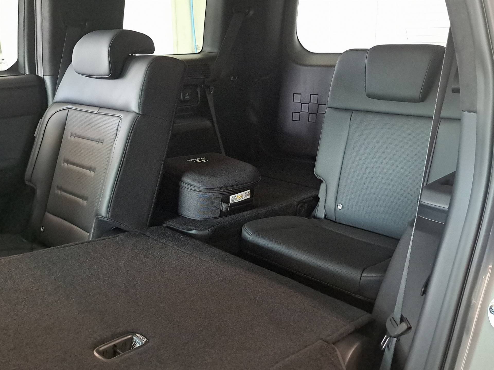 HYUNDAI SANTA FE Santa Fe 1.6 t-gdi phev XClass Calligraphy Pack 4wd 7p.ti at usata in pronta consegna - Brandini