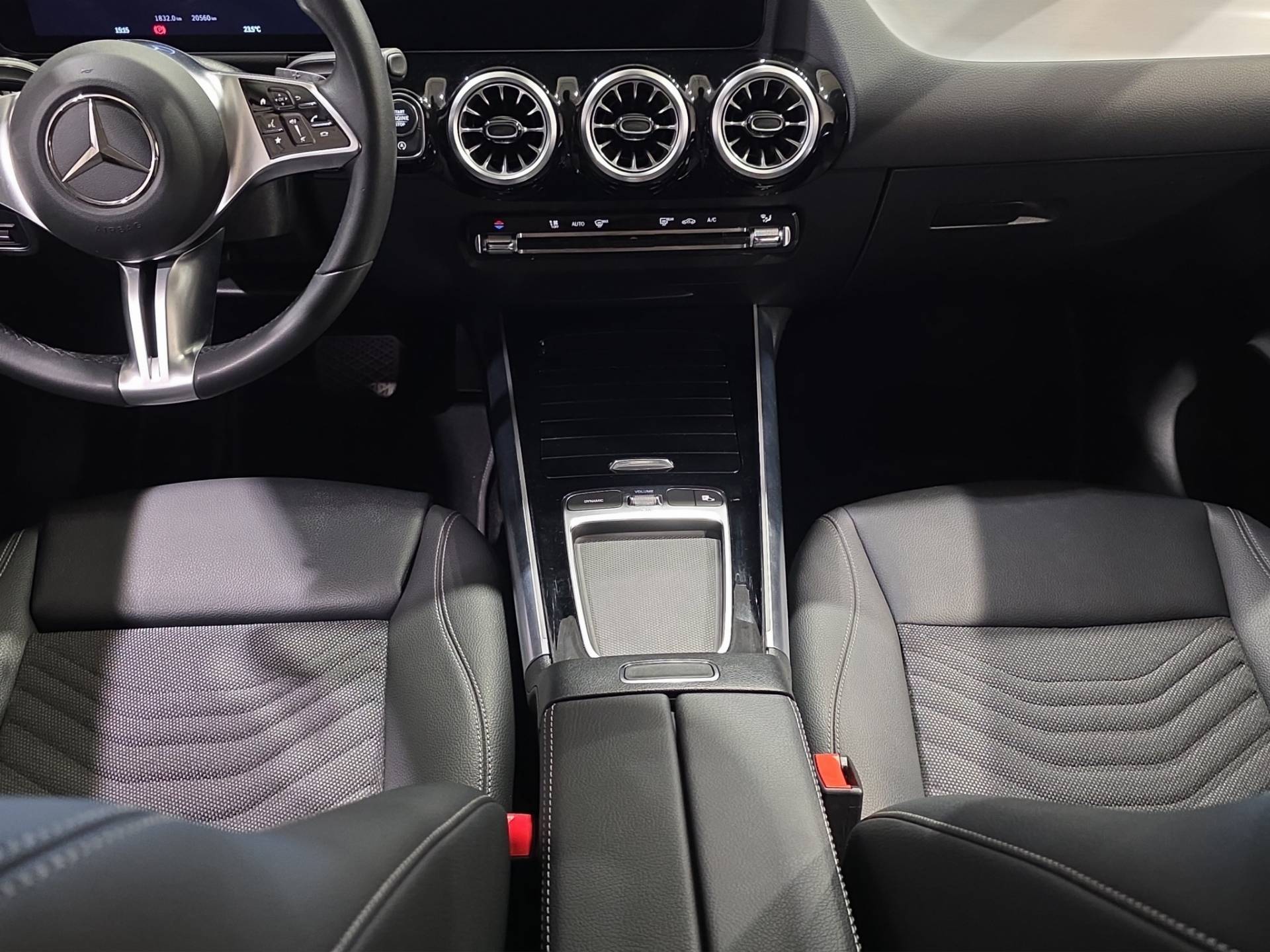 MERCEDES GLA GLA 200 d Progressive Advanced Plus 4matic auto usata in pronta consegna - Brandini