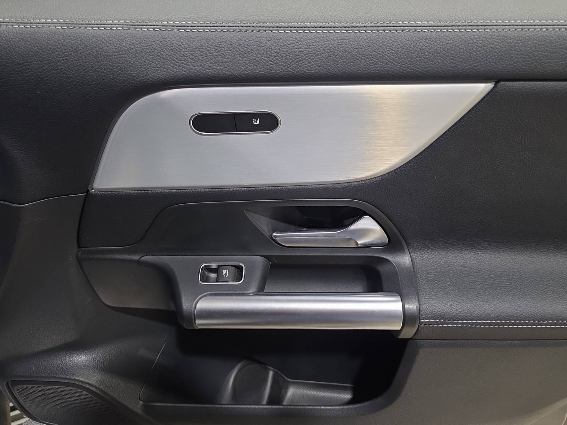 MERCEDES GLA GLA 200 d Progressive Advanced Plus 4matic auto usata in pronta consegna - Brandini