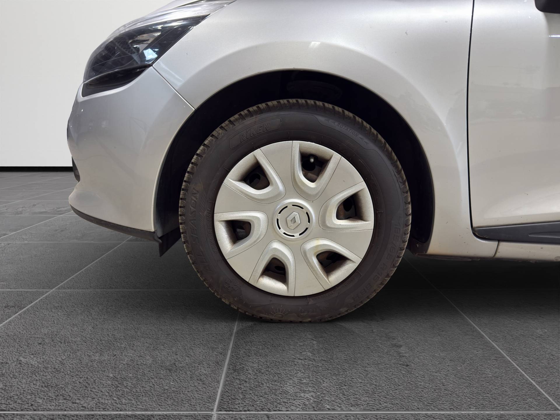 RENAULT Clio Clio Sporter 1.2 Life (wave) 75cv E6 usata in pronta consegna - Brandini