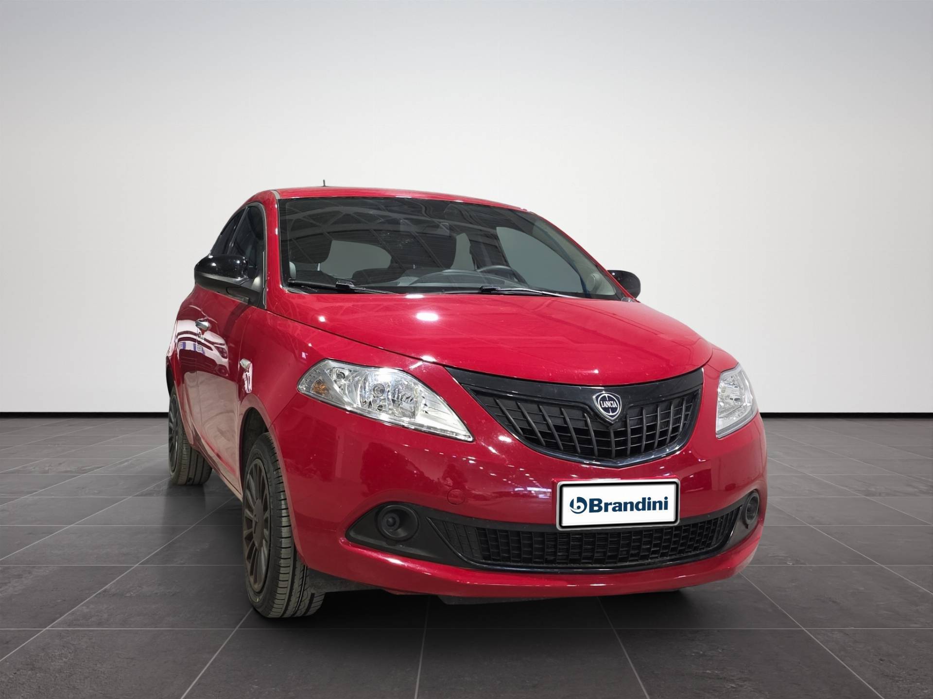 LANCIA Ypsilon Ypsilon 1.0 firefly hybrid Silver Plus s&s 70cv usata in pronta consegna - Brandini