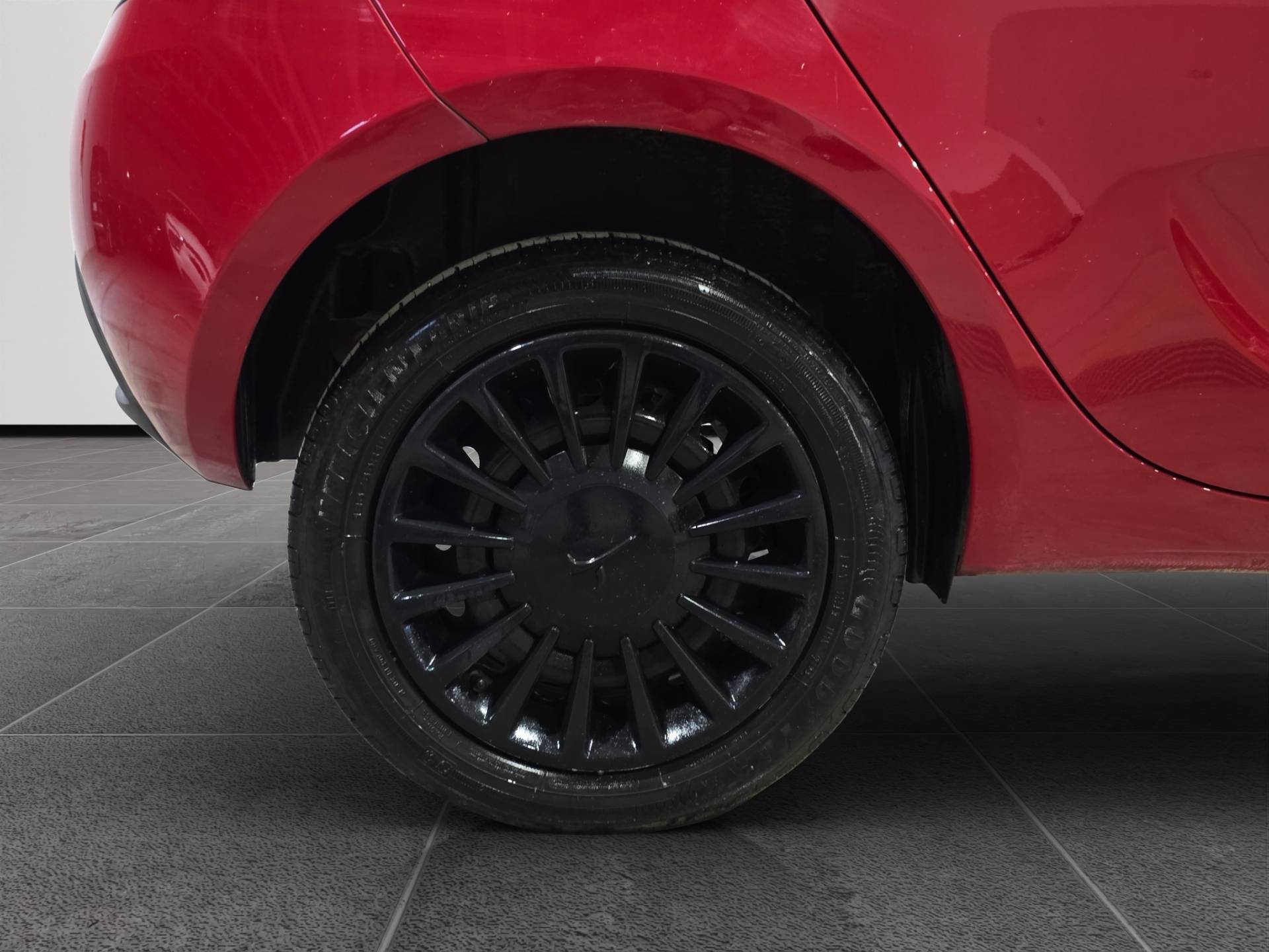 LANCIA Ypsilon Ypsilon 1.0 firefly hybrid Silver Plus s&s 70cv usata in pronta consegna - Brandini