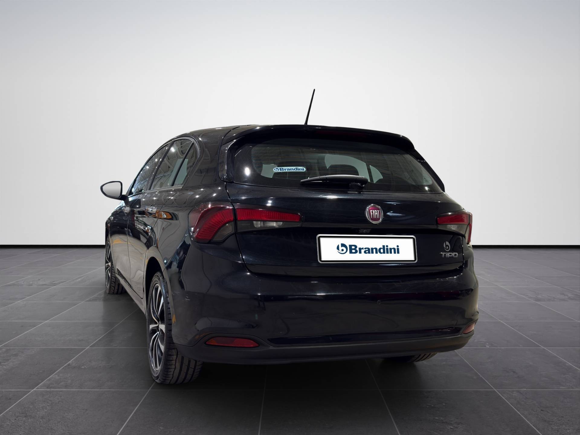 FIAT Tipo Tipo 5p 1.4 tjt Lounge s&s 120cv my19 usata in pronta consegna - Brandini