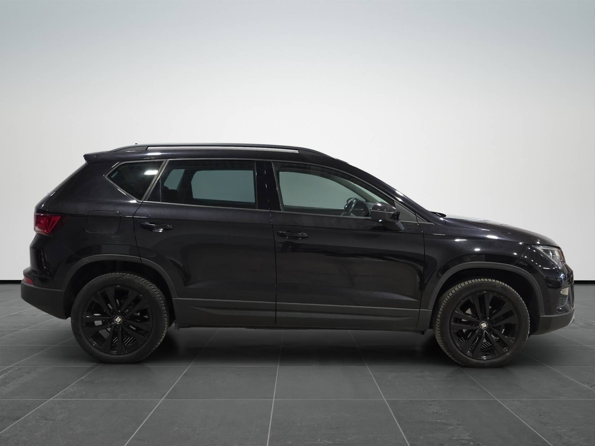 SEAT Ateca Ateca 1.6 tdi Black Edition dsg usata in pronta consegna - Brandini