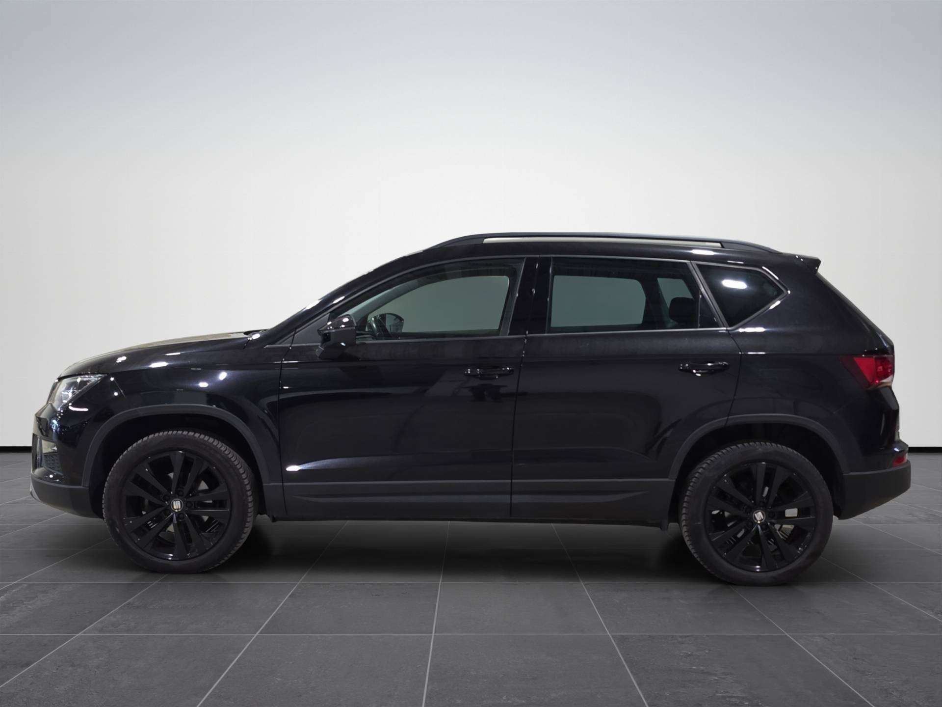 SEAT Ateca Ateca 1.6 tdi Black Edition dsg usata in pronta consegna - Brandini