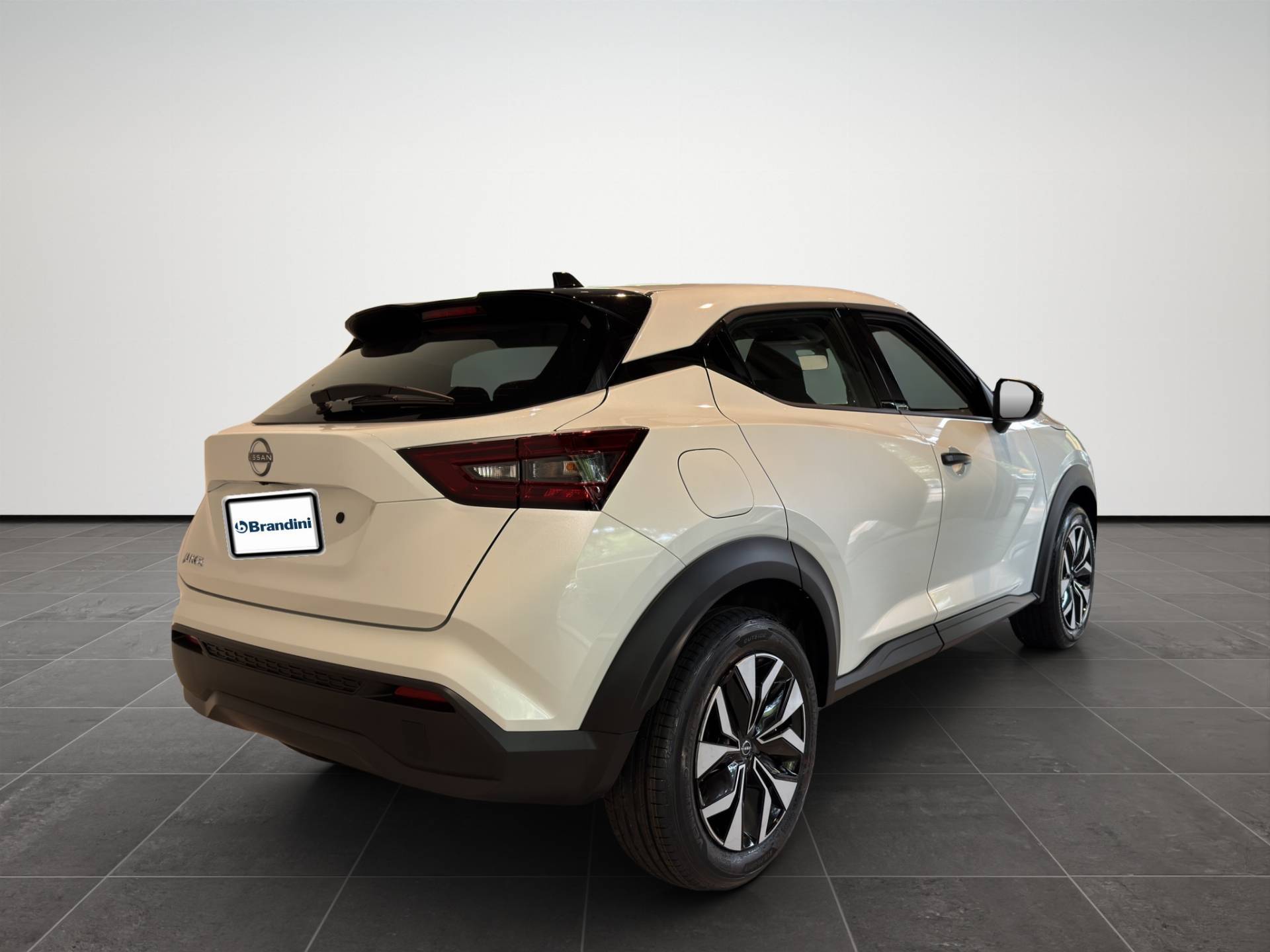 NISSAN Juke Juke 1.0 dig-t Acenta 114cv usata in pronta consegna - Brandini