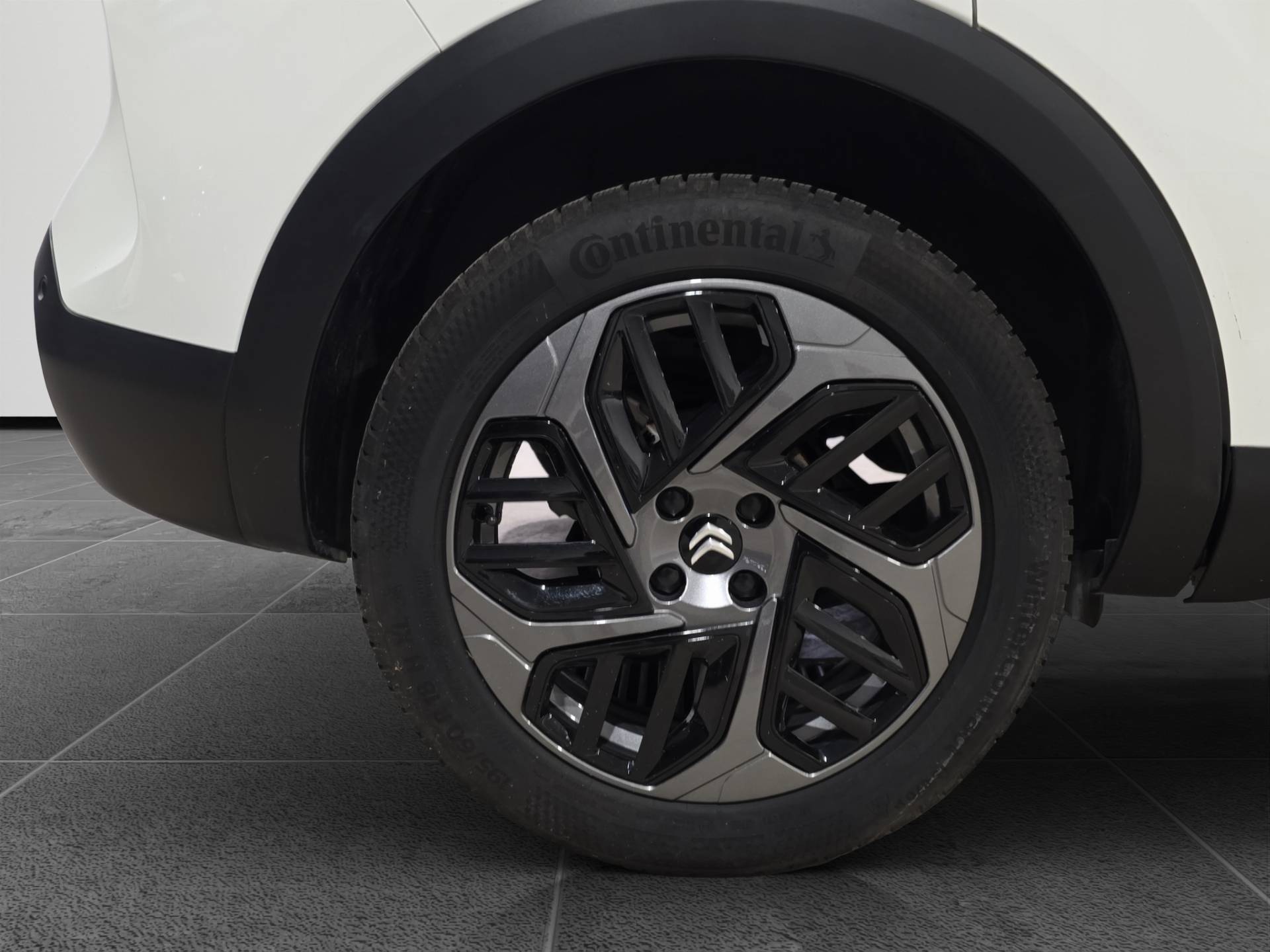 CITROEN C4 C4 1.5 bluehdi Shine s&s 130cv eat8 usata in pronta consegna - Brandini