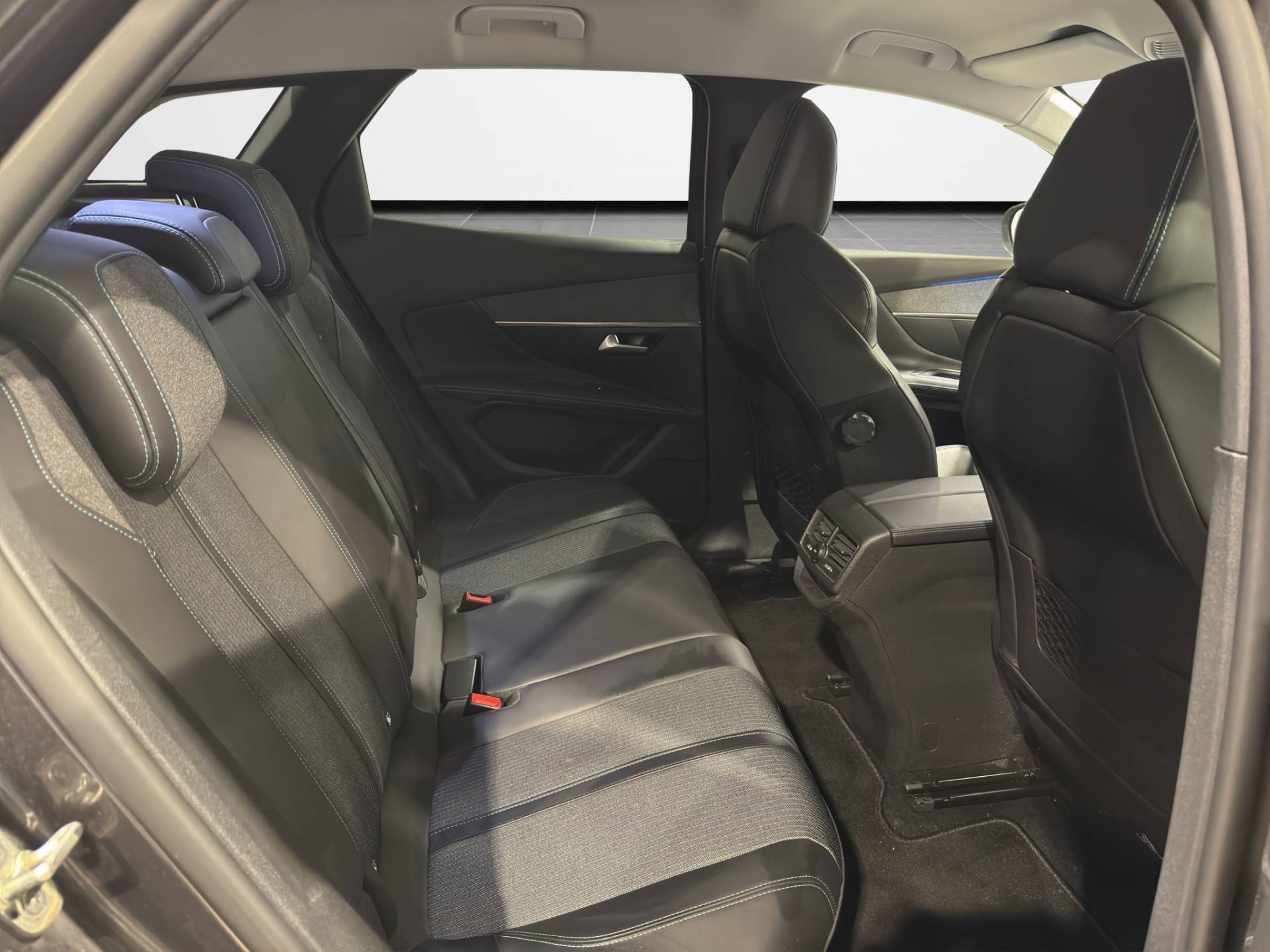 Auto Venduta - PEUGEOT 3008 3008 1.2 puretech t. Allure Pack s&s 130cv eat8 usata in pronta consegna - Brandini