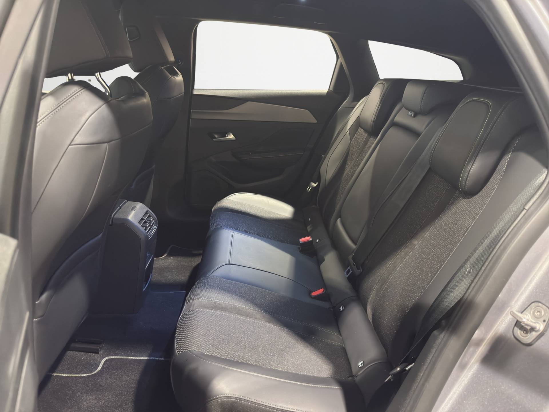 PEUGEOT 308 308 SW 1.2 hybrid GT 136cv e-dcs 6 usata in pronta consegna - Brandini