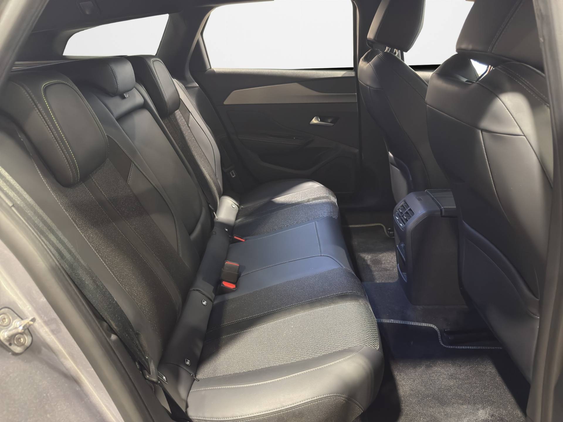 PEUGEOT 308 308 SW 1.2 hybrid GT 136cv e-dcs 6 usata in pronta consegna - Brandini