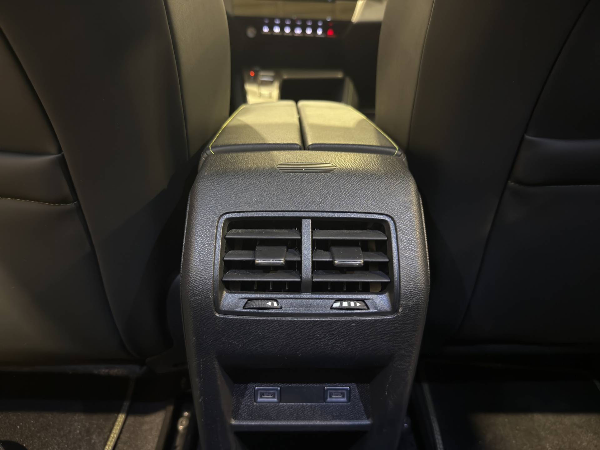PEUGEOT 308 308 SW 1.2 hybrid GT 136cv e-dcs 6 usata in pronta consegna - Brandini