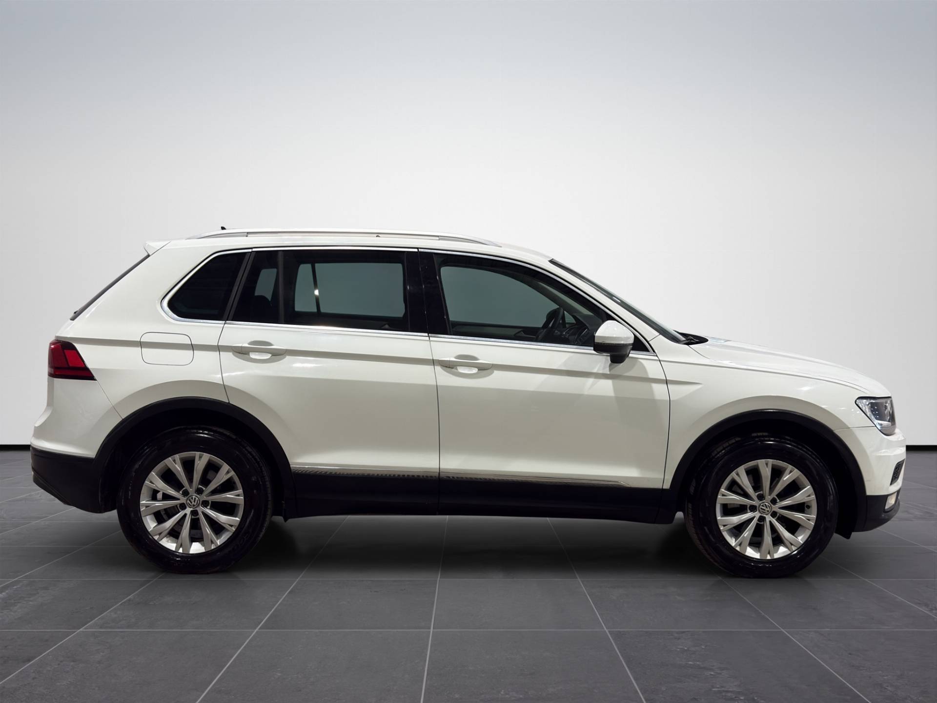VOLKSWAGEN Tiguan Tiguan 1.4 tsi Business 125cv usata in pronta consegna - Brandini