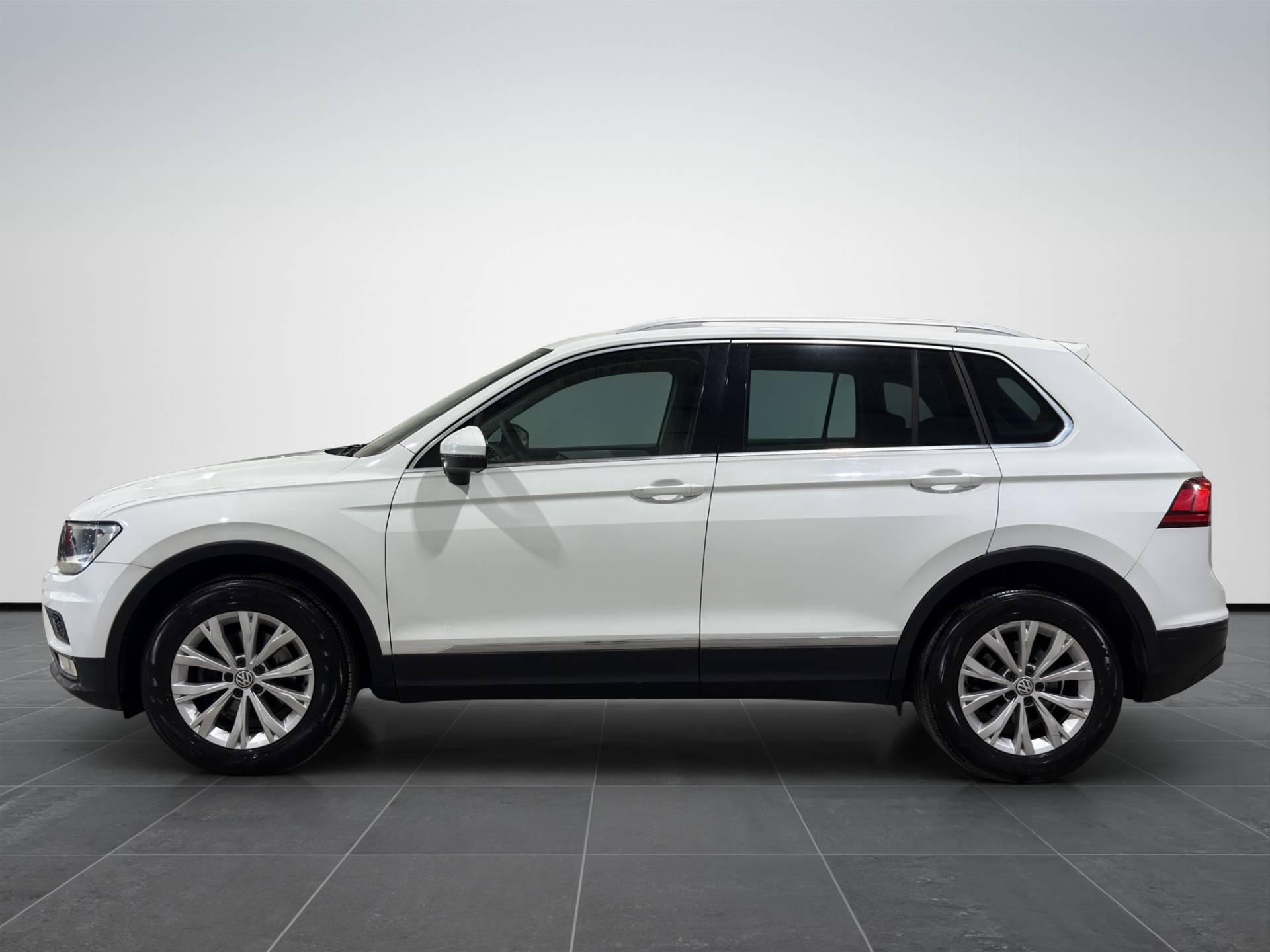 VOLKSWAGEN Tiguan Tiguan 1.4 tsi Business 125cv usata in pronta consegna - Brandini