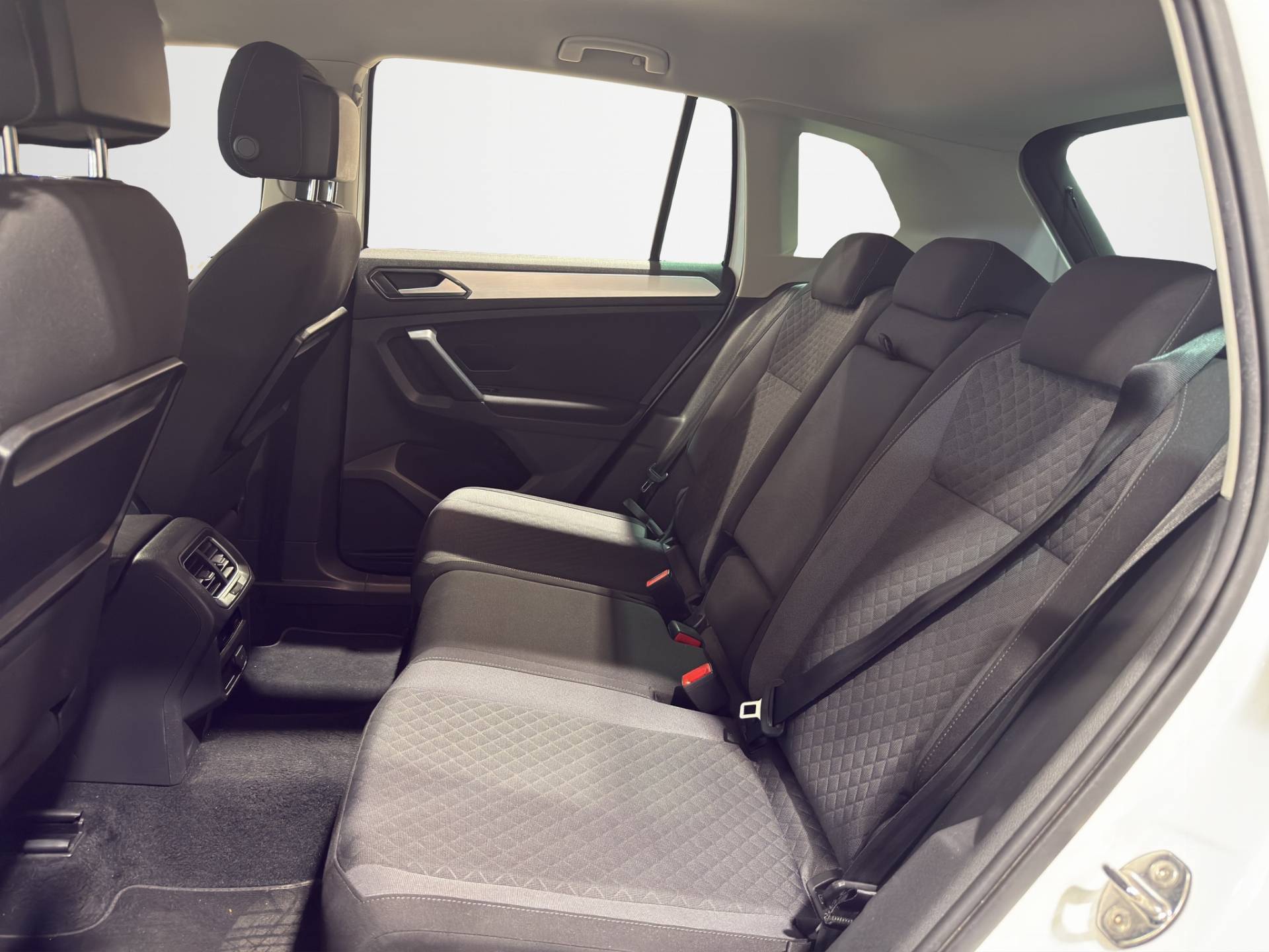 VOLKSWAGEN Tiguan Tiguan 1.4 tsi Business 125cv usata in pronta consegna - Brandini