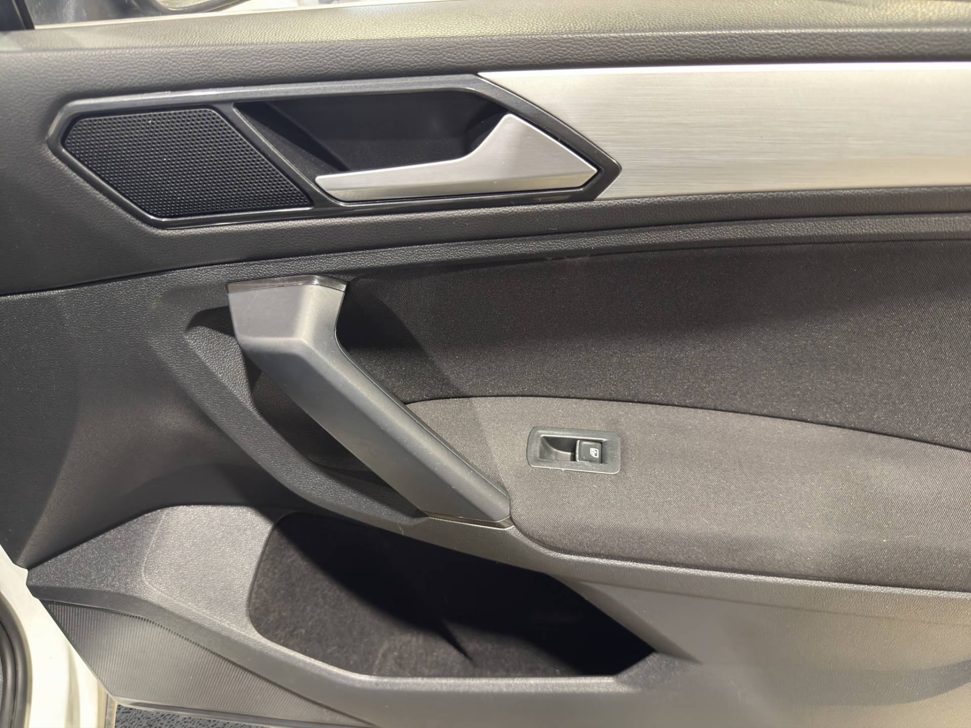 VOLKSWAGEN Tiguan Tiguan 1.4 tsi Business 125cv usata in pronta consegna - Brandini