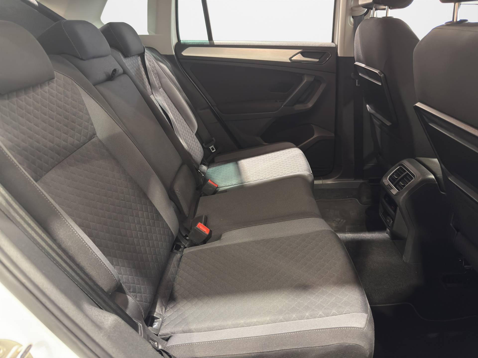 VOLKSWAGEN Tiguan Tiguan 1.4 tsi Business 125cv usata in pronta consegna - Brandini