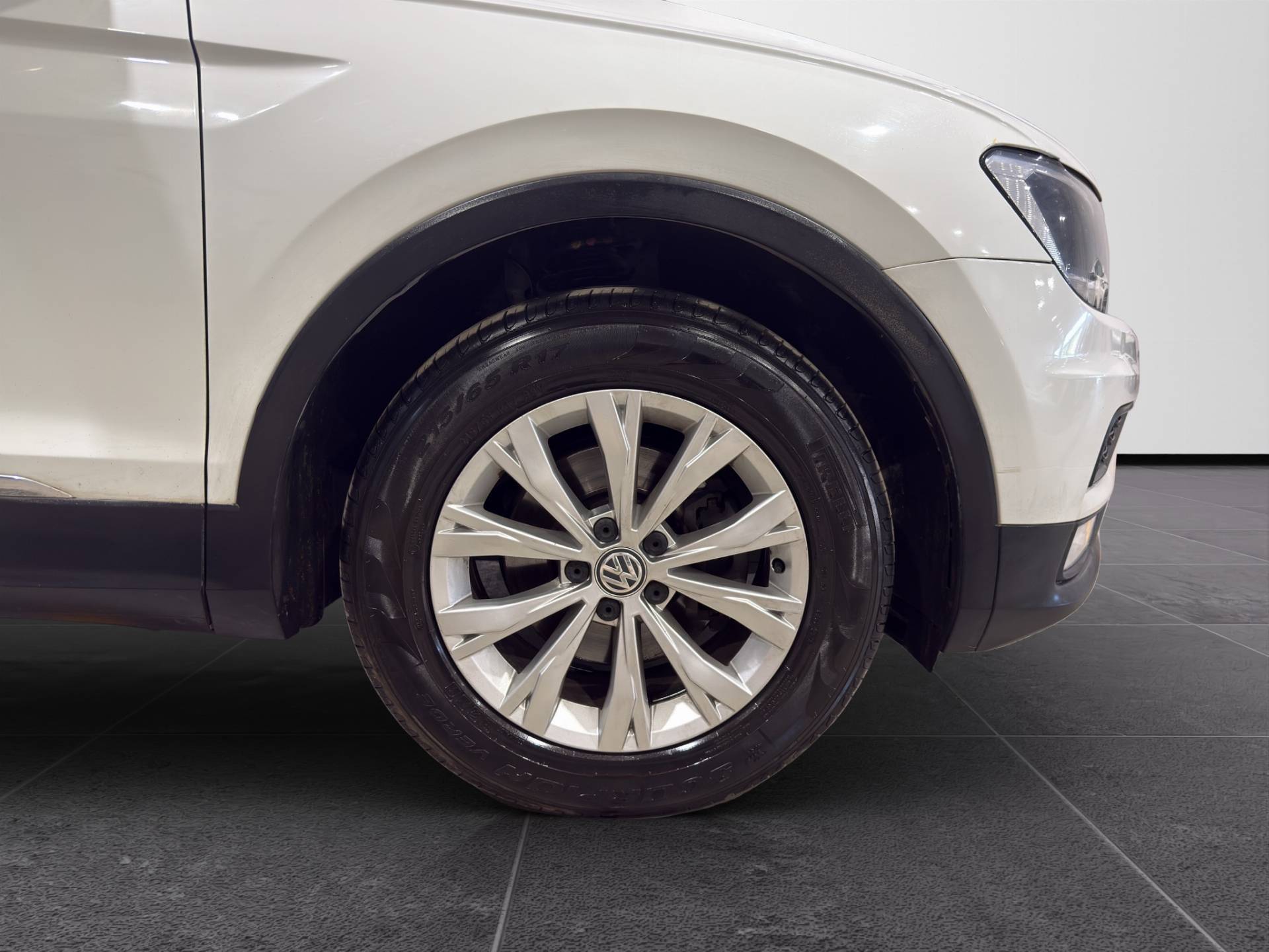 VOLKSWAGEN Tiguan Tiguan 1.4 tsi Business 125cv usata in pronta consegna - Brandini