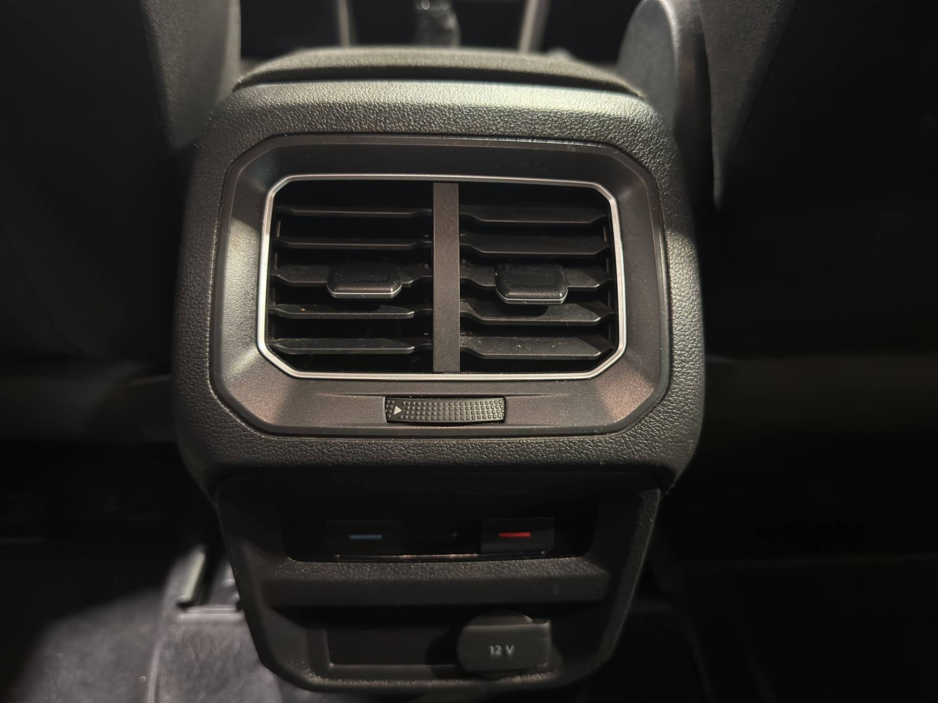 VOLKSWAGEN Tiguan Tiguan 1.4 tsi Business 125cv usata in pronta consegna - Brandini