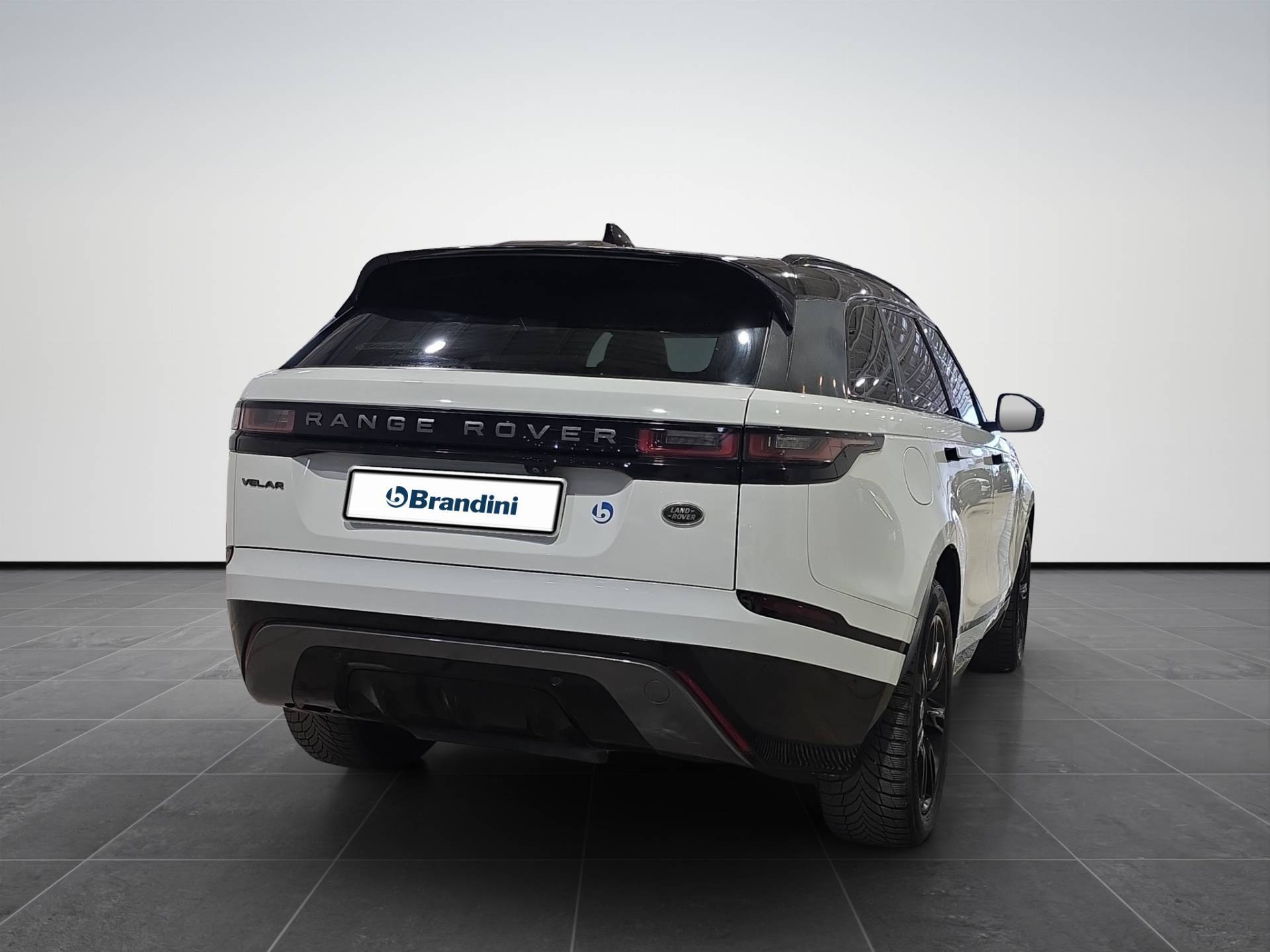 LAND ROVER Range Rover Velar Velar 2.0 i4 R-Dynamic HSE 240cv auto usata in pronta consegna - Brandini