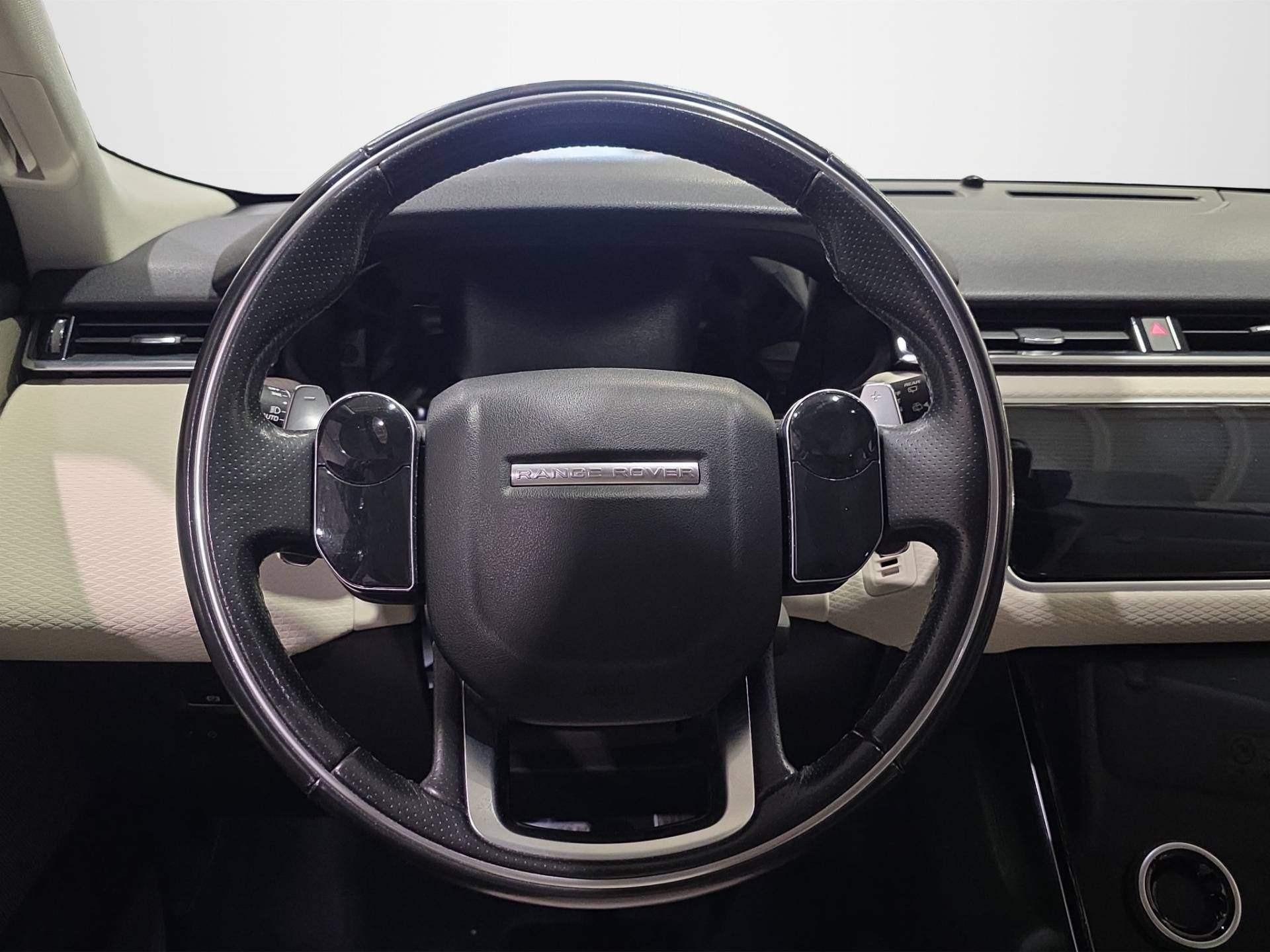 LAND ROVER Range Rover Velar Velar 2.0 i4 R-Dynamic HSE 240cv auto usata in pronta consegna - Brandini