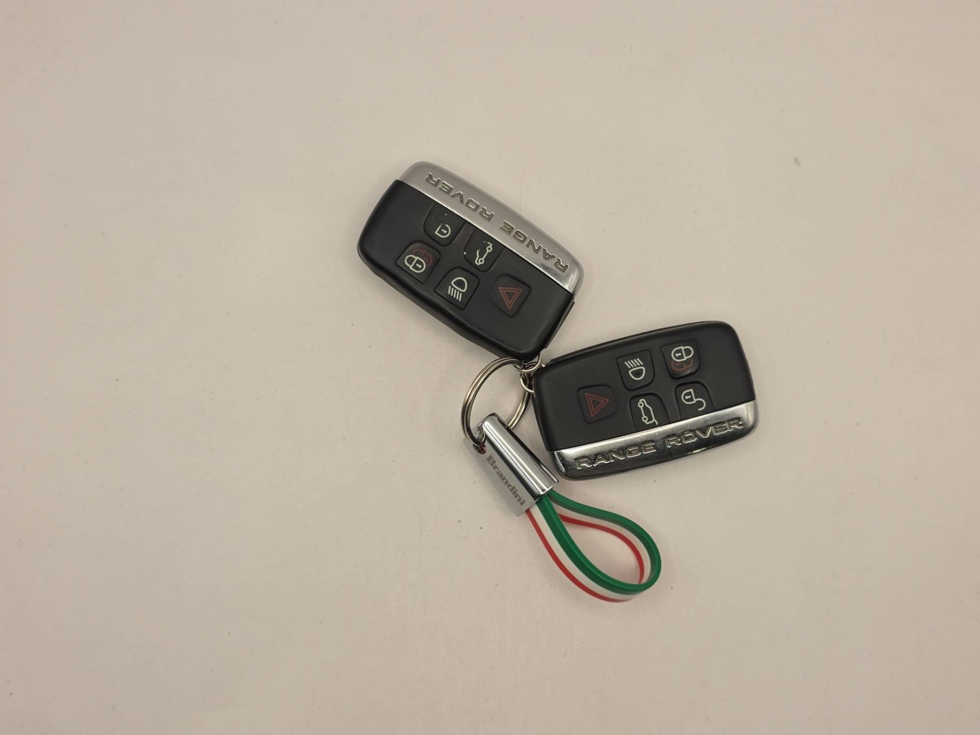 LAND ROVER Range Rover Velar Velar 2.0 i4 R-Dynamic HSE 240cv auto usata in pronta consegna - Brandini