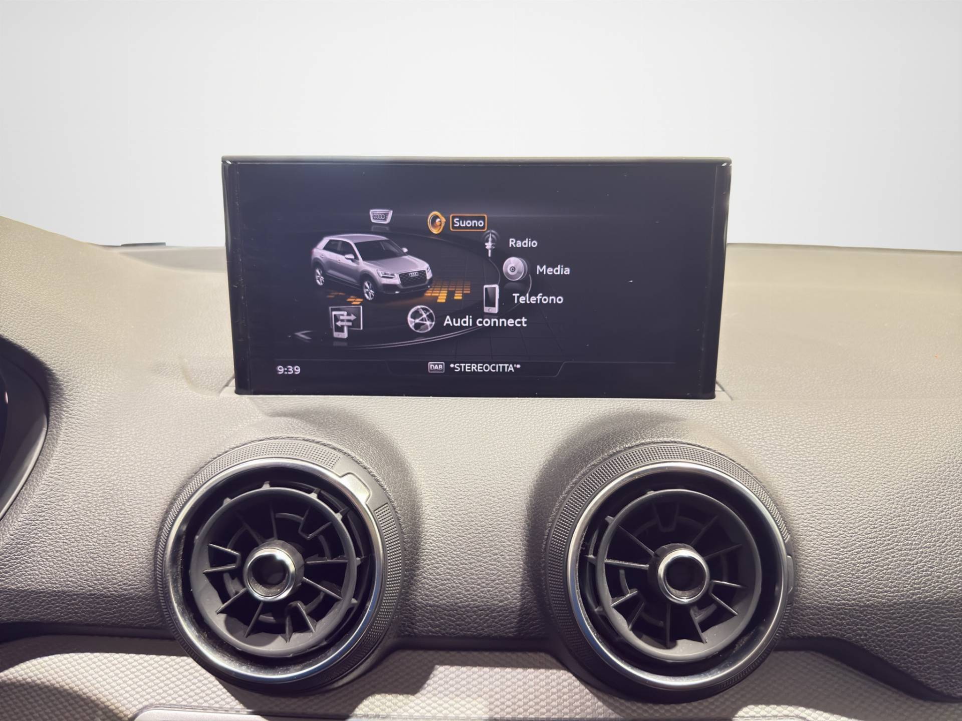 AUDI Q2 Q2 35 1.5 tfsi Business Plus s-tronic usata in pronta consegna - Brandini