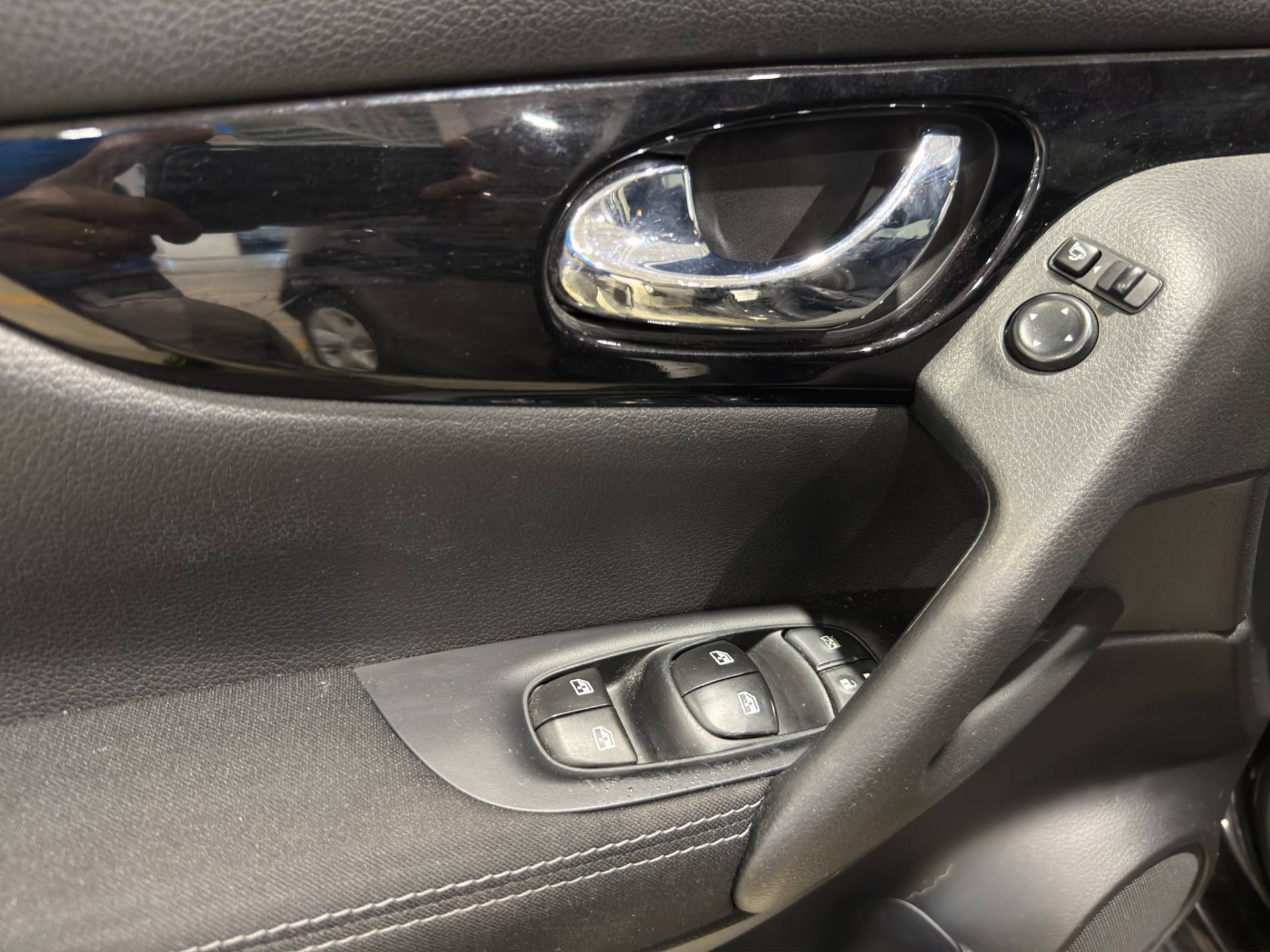 NISSAN Qashqai Qashqai 1.6 dig-t Acenta 163cv usata in pronta consegna - Brandini