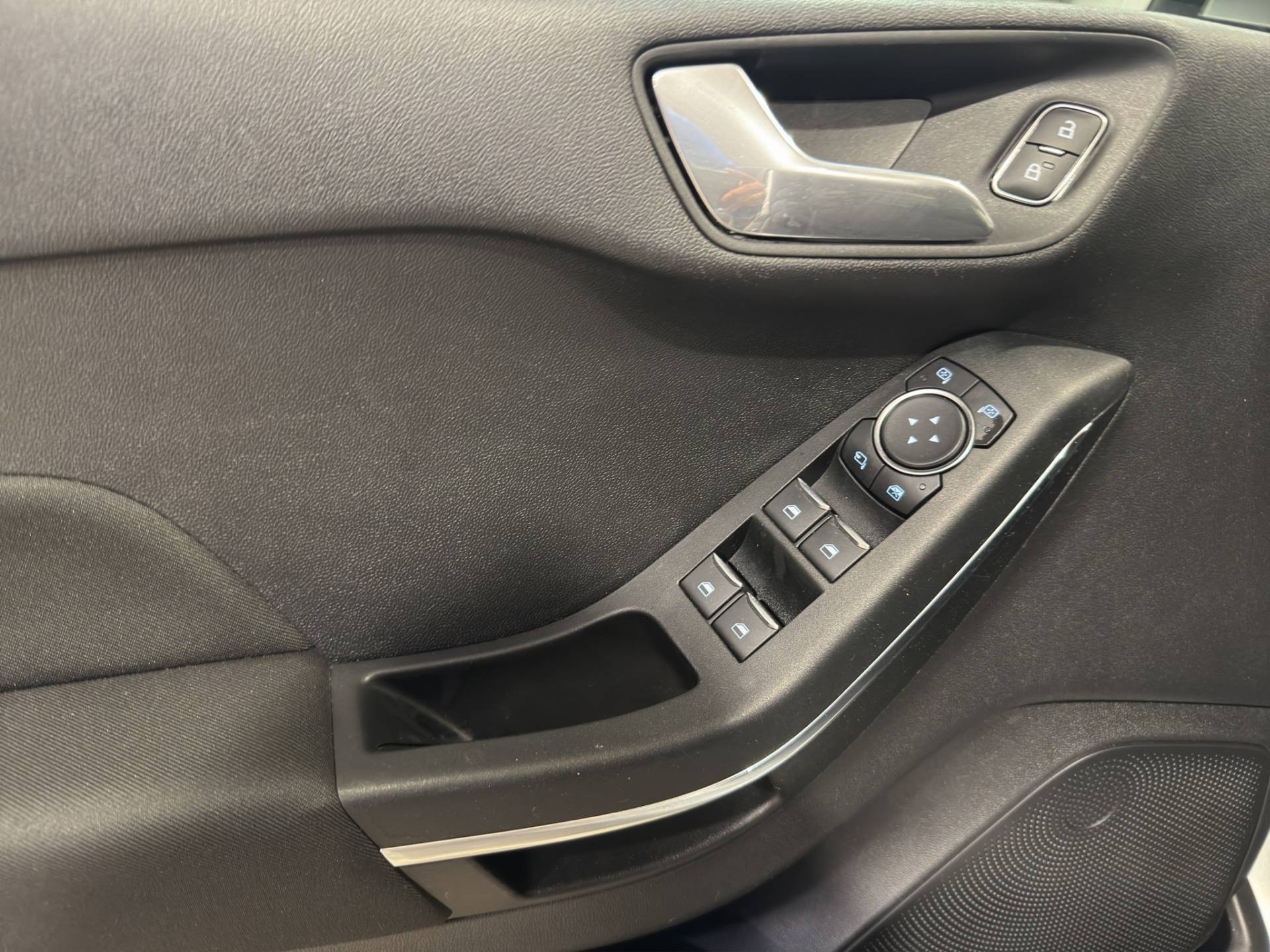 FORD Fiesta Fiesta 5p 1.1 Titanium Gpl 75cv usata in pronta consegna - Brandini