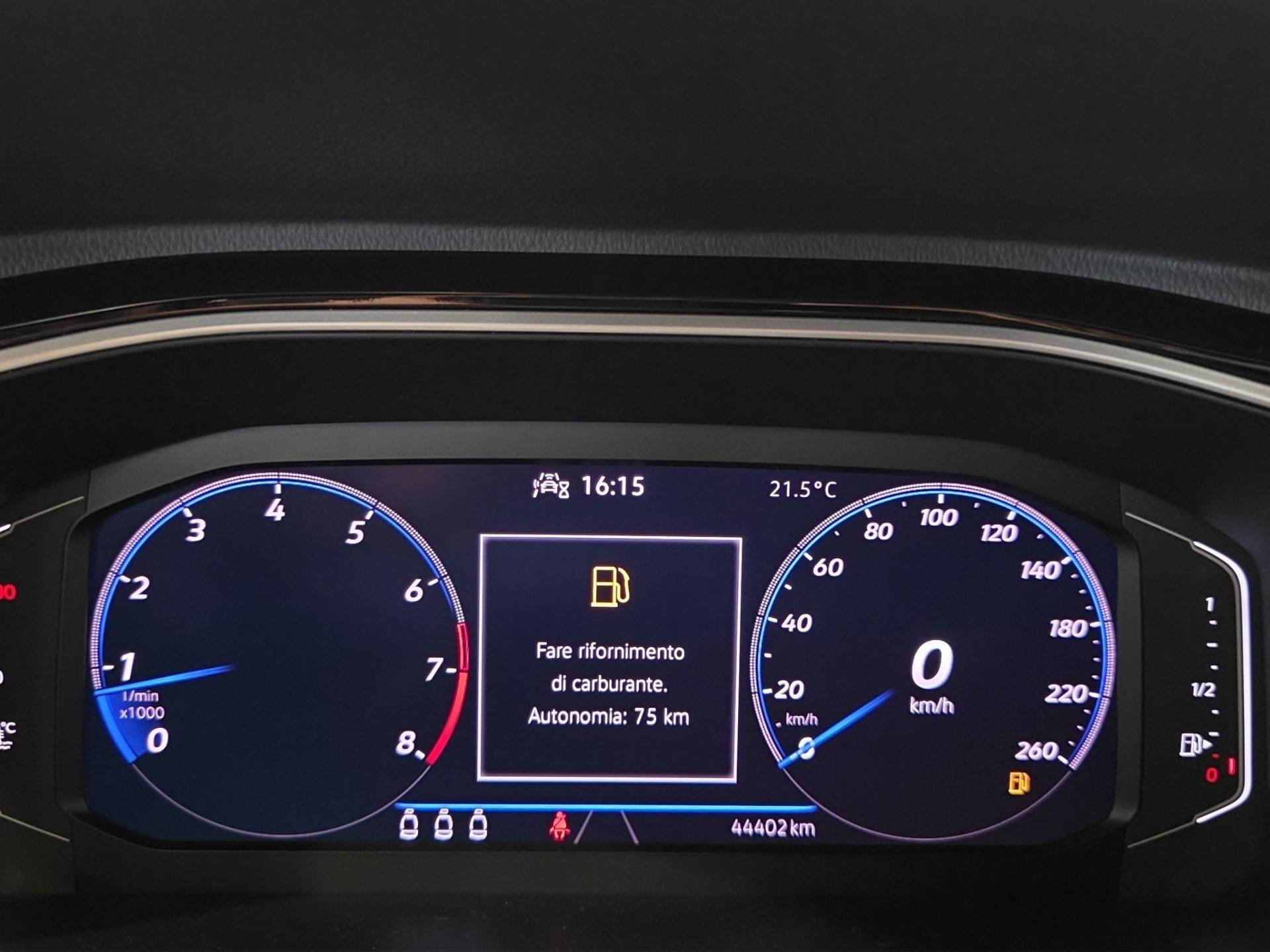 VOLKSWAGEN T-Roc T-Roc 1.5 tsi act R-Line usata in pronta consegna - Brandini