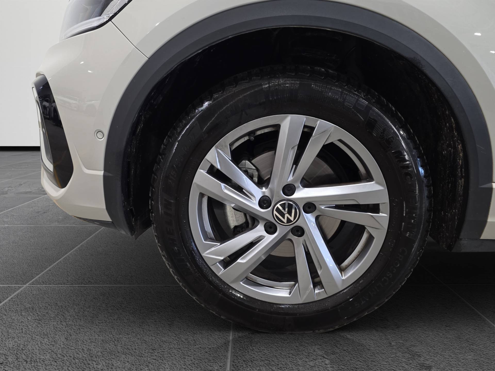 VOLKSWAGEN T-Roc T-Roc 1.5 tsi act R-Line usata in pronta consegna - Brandini