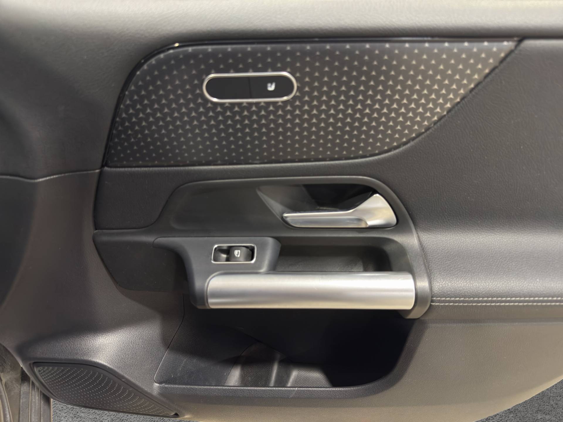 MERCEDES Classe B B 180 d Progressive Advanced auto usata in pronta consegna - Brandini