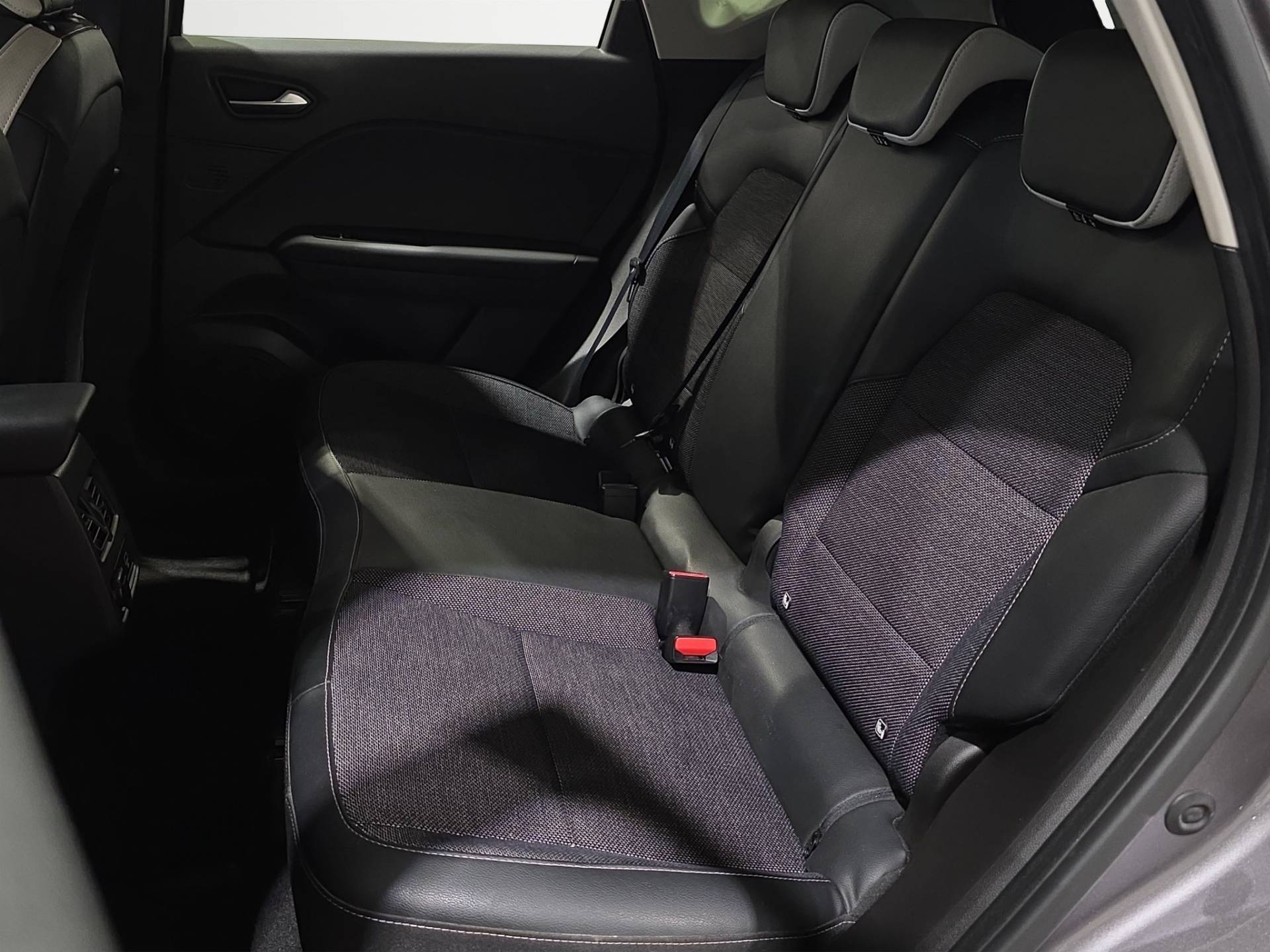 RENAULT Captur Captur 1.6 plug-in hybrid Intens E-Tech 160cv auto usata in pronta consegna - Brandini