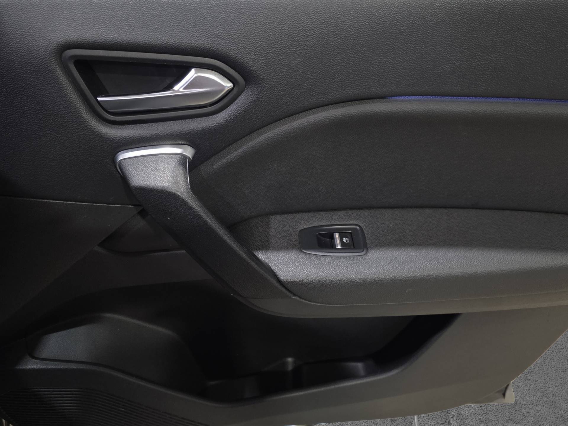 RENAULT Captur Captur 1.6 plug-in hybrid Intens E-Tech 160cv auto usata in pronta consegna - Brandini