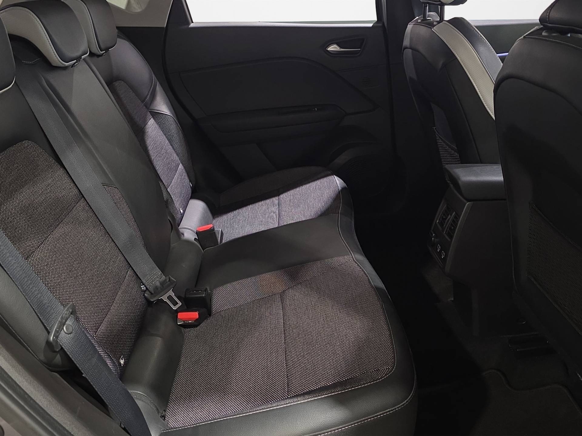 RENAULT Captur Captur 1.6 plug-in hybrid Intens E-Tech 160cv auto usata in pronta consegna - Brandini