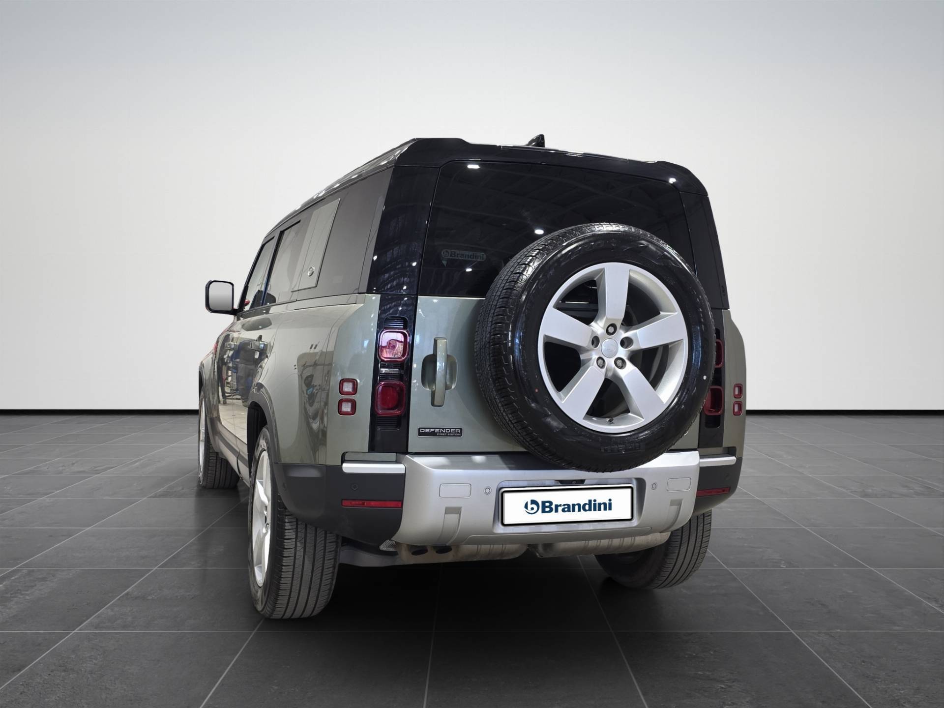 LAND ROVER Defender Defender 110 2.0d sd4 First Edition awd 240cv auto usata in pronta consegna - Brandini