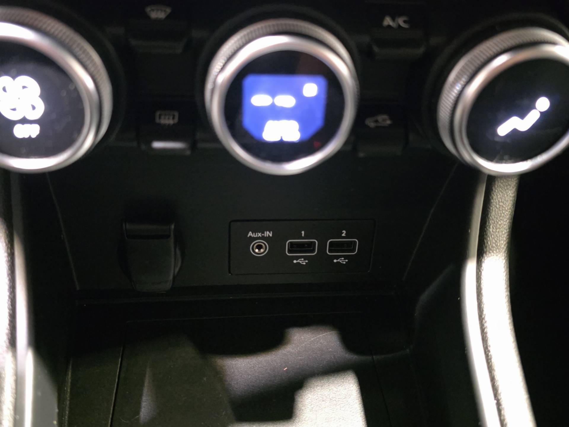 Auto Venduta - RENAULT Captur Captur 1.0 tce Zen Gpl 100cv my21 usata in pronta consegna - Brandini