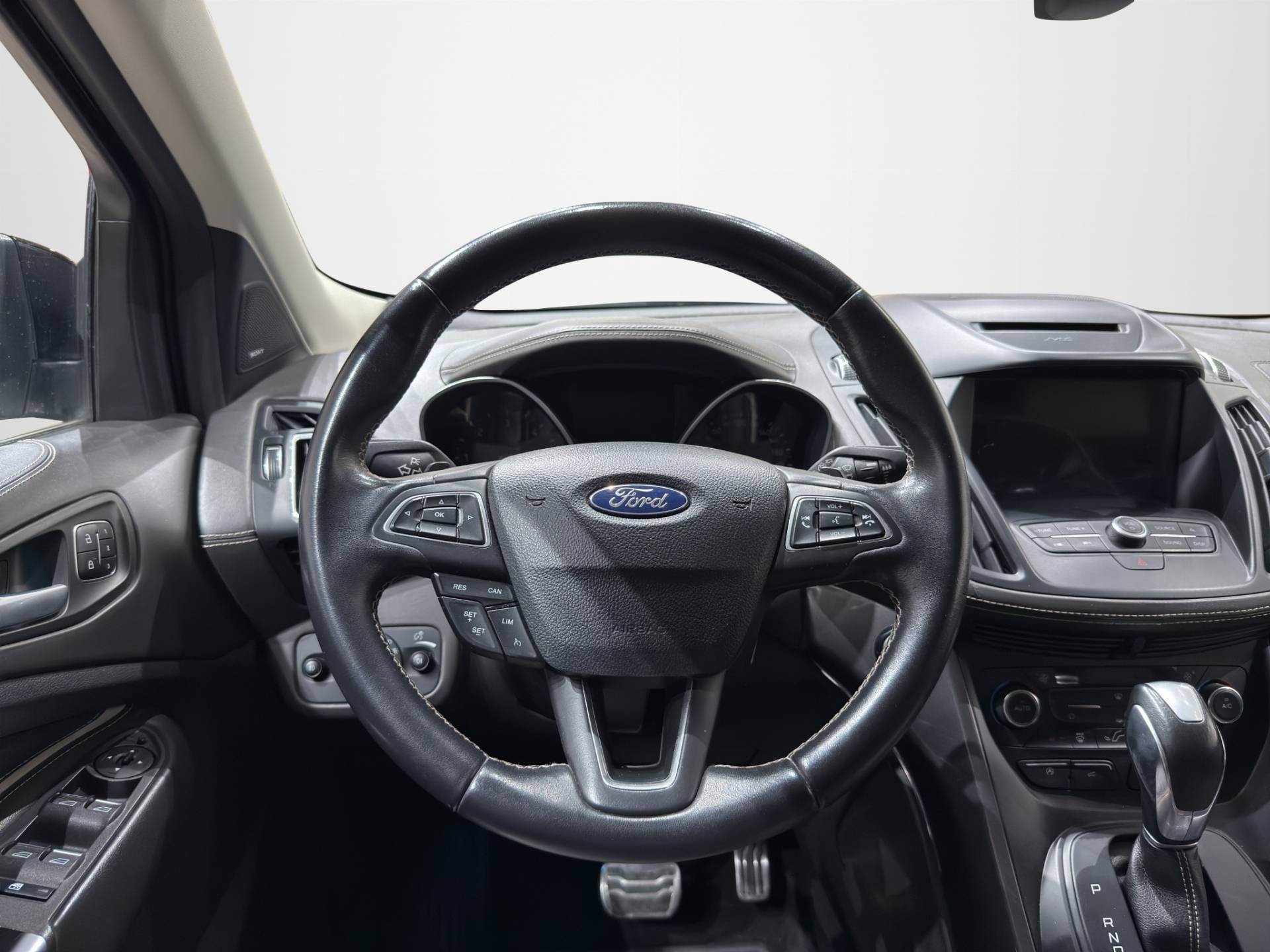 FORD Kuga Kuga 2.0 tdci Vignale s&s awd 150cv powershift usata in pronta consegna - Brandini