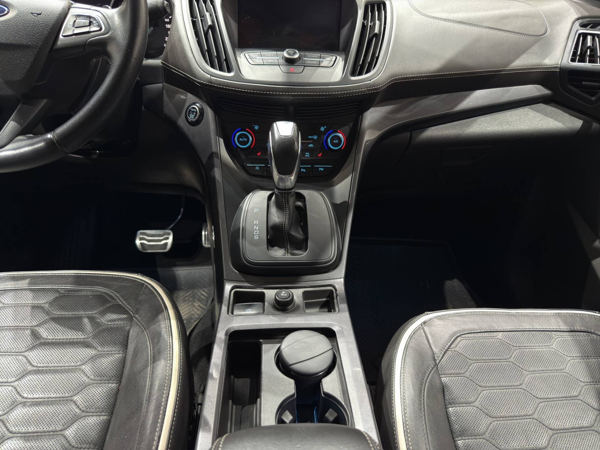 FORD Kuga Kuga 2.0 tdci Vignale s&s awd 150cv powershift usata in pronta consegna - Brandini