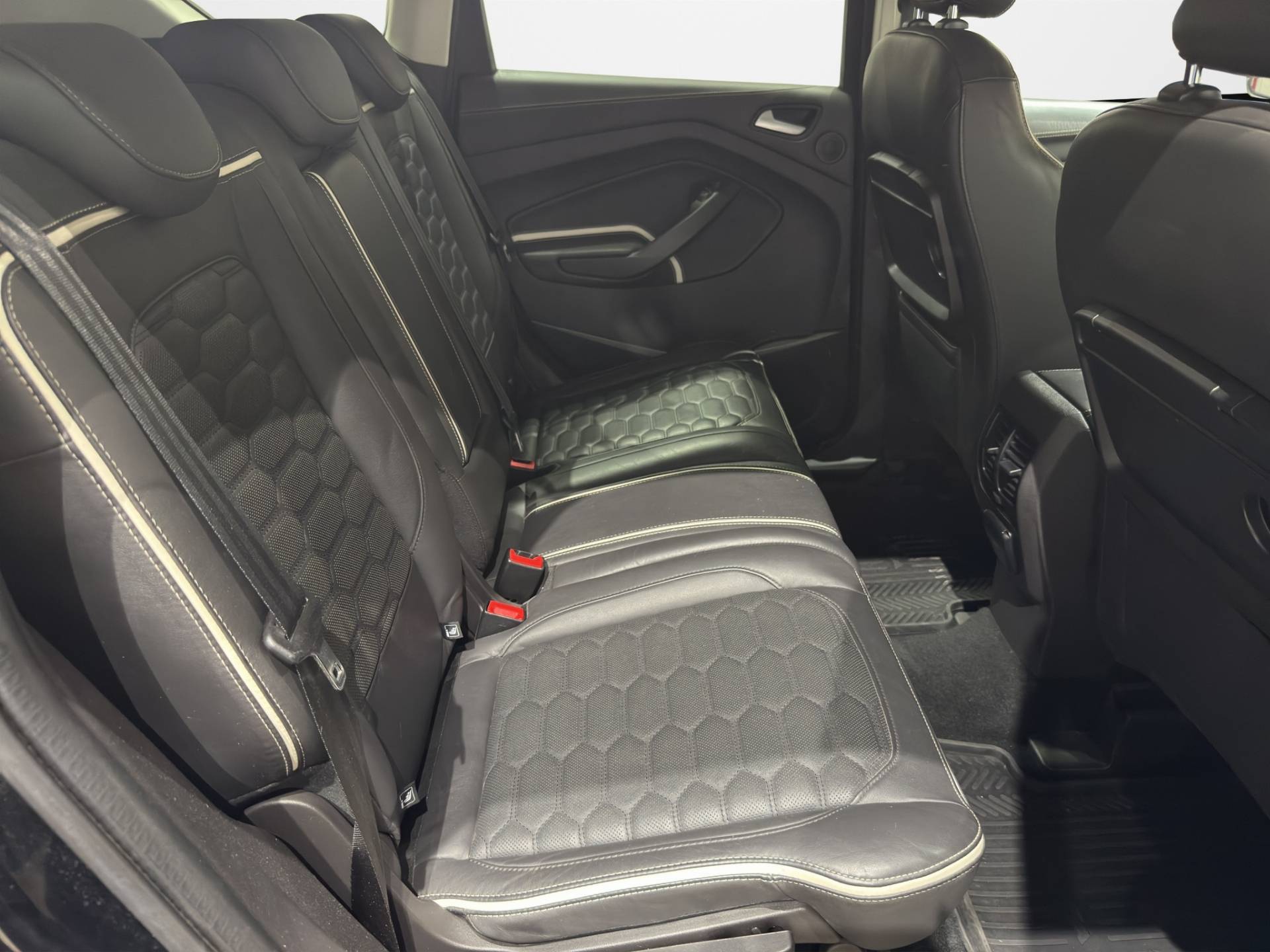 FORD Kuga Kuga 2.0 tdci Vignale s&s awd 150cv powershift usata in pronta consegna - Brandini