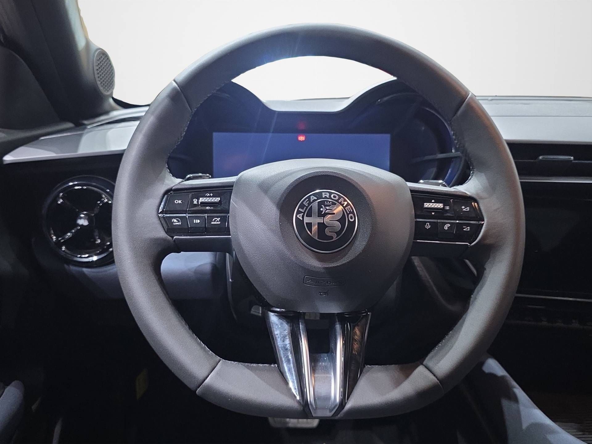 ALFA ROMEO Junior Junior 1.2 ibrida 136cv edct6 usata in pronta consegna - Brandini