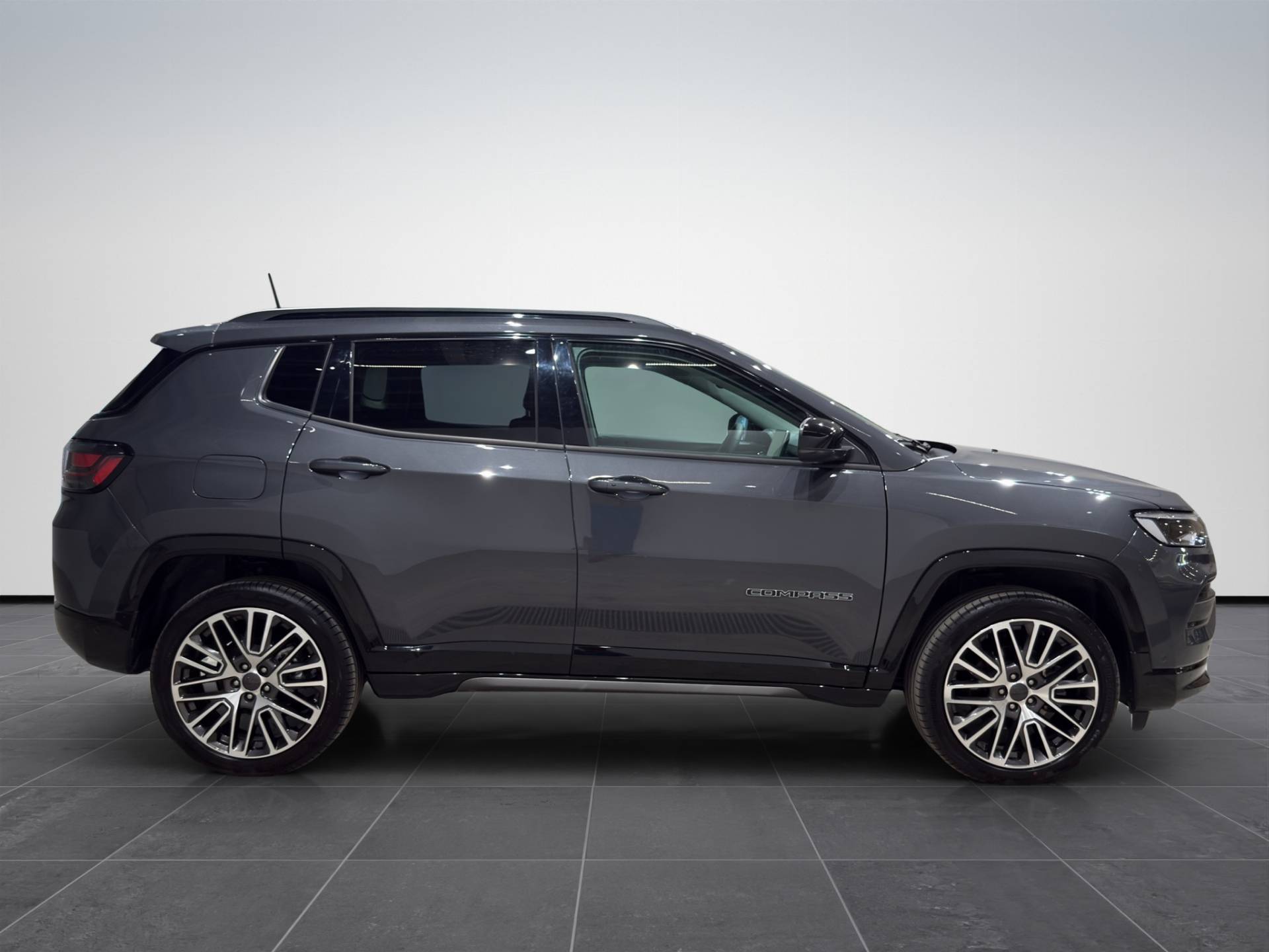 JEEP Compass Compass 1.5 turbo t4 mhev Summit 2wd 130cv dct usata in pronta consegna - Brandini