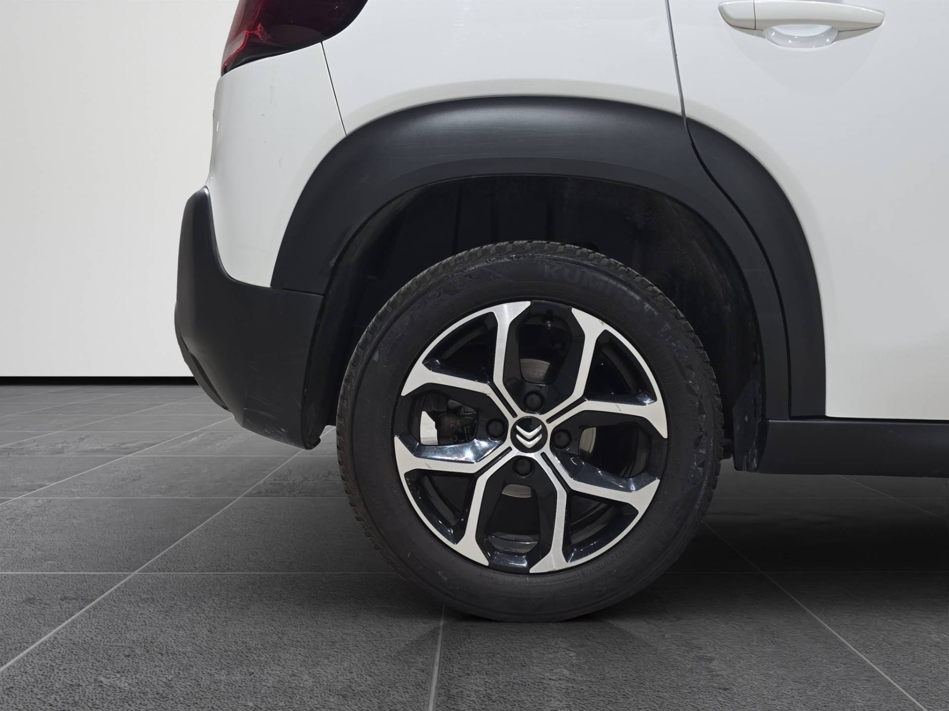CITROEN C3 Aircross C3 Aircross 1.5 bluehdi Shine s&s 110cv usata in pronta consegna - Brandini