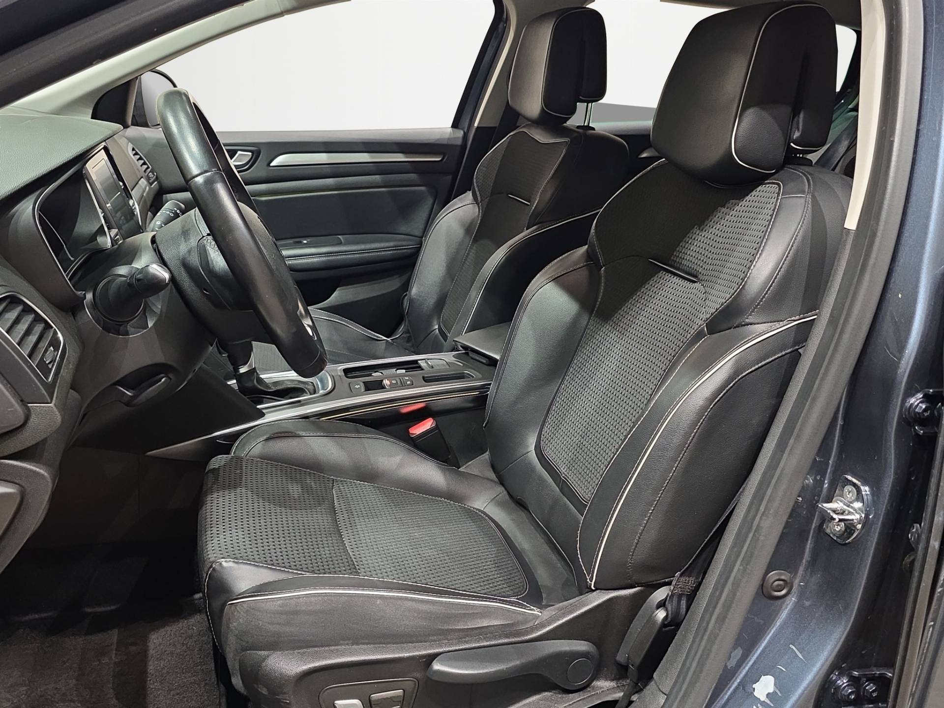 Auto Venduta - RENAULT Megane Megane Sporter 1.5 dci energy Bose 110cv edc usata in pronta consegna - Brandini