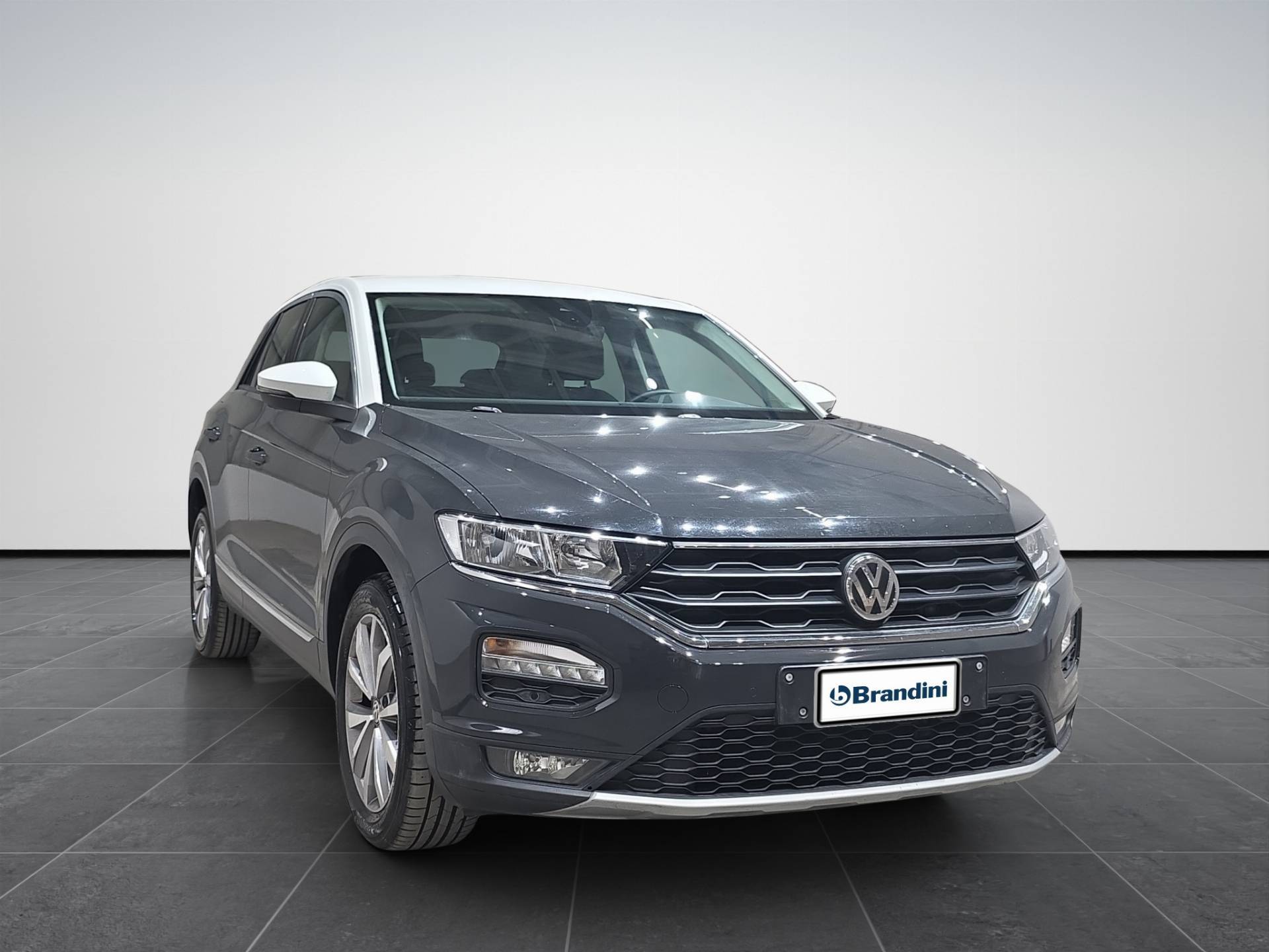 Auto Venduta - VOLKSWAGEN T-Roc T-Roc 1.0 tsi Style 115cv usata in pronta consegna - Brandini
