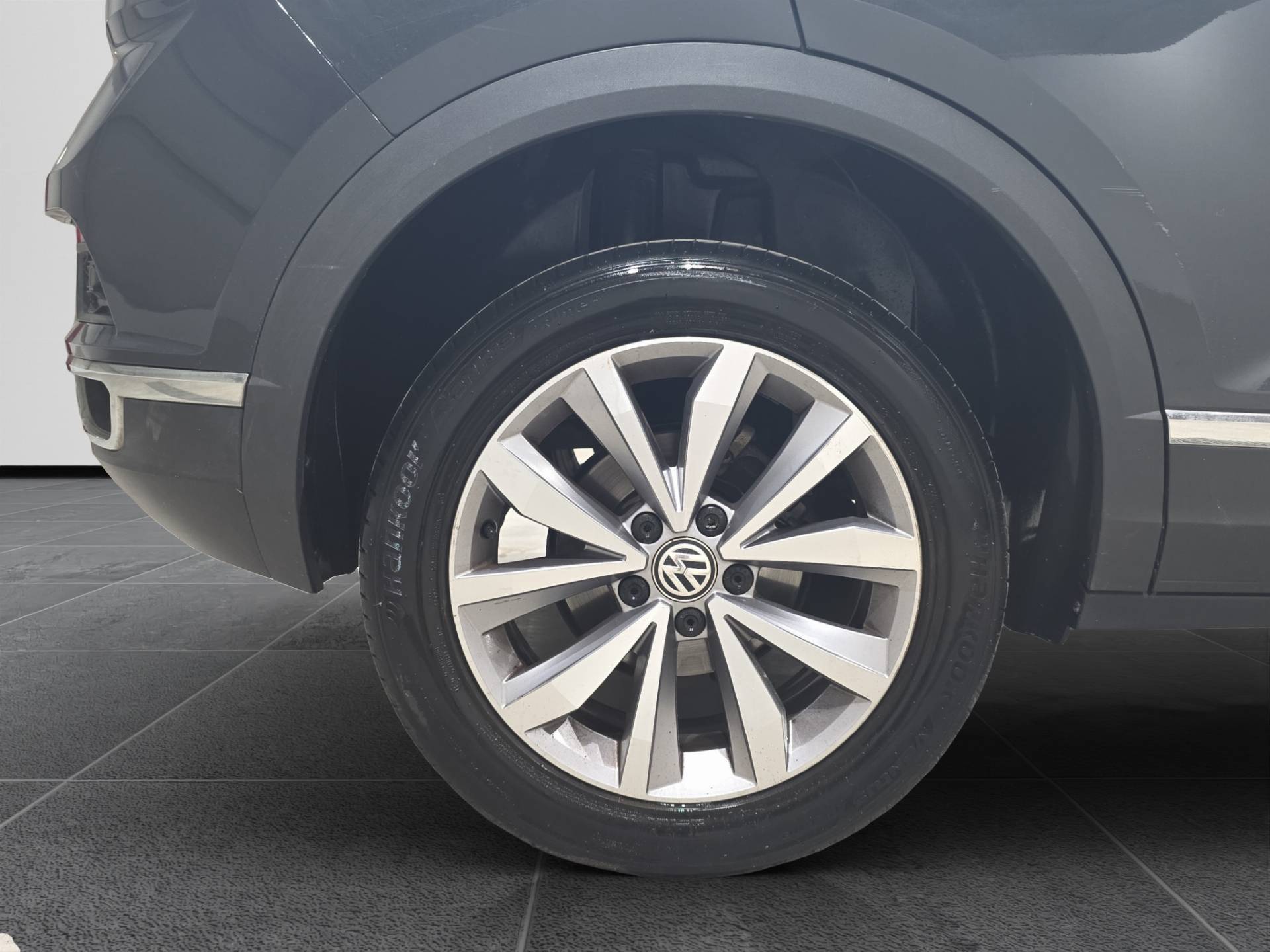 Auto Venduta - VOLKSWAGEN T-Roc T-Roc 1.0 tsi Style 115cv usata in pronta consegna - Brandini
