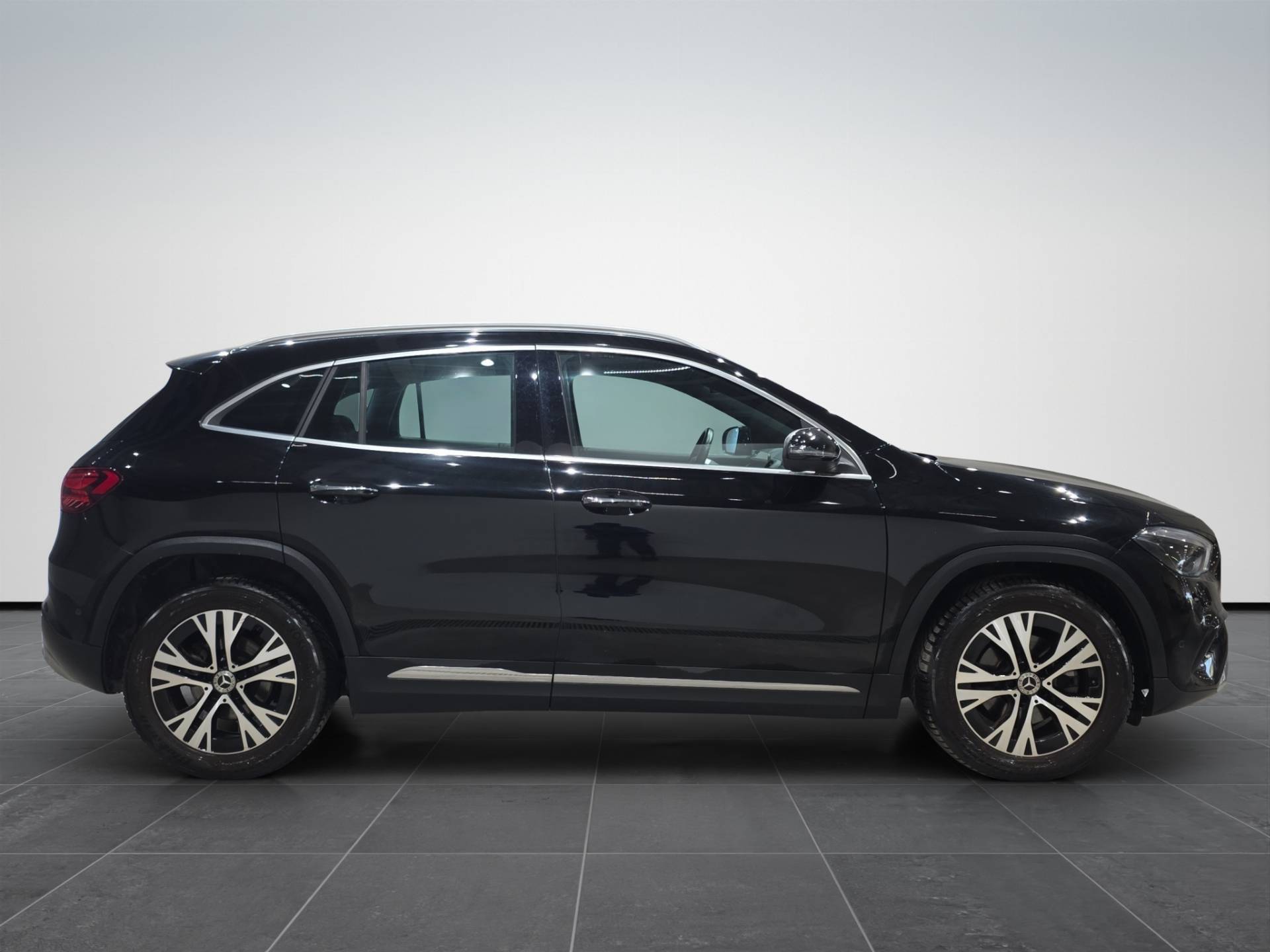MERCEDES GLA GLA 200 d Advanced auto usata in pronta consegna - Brandini