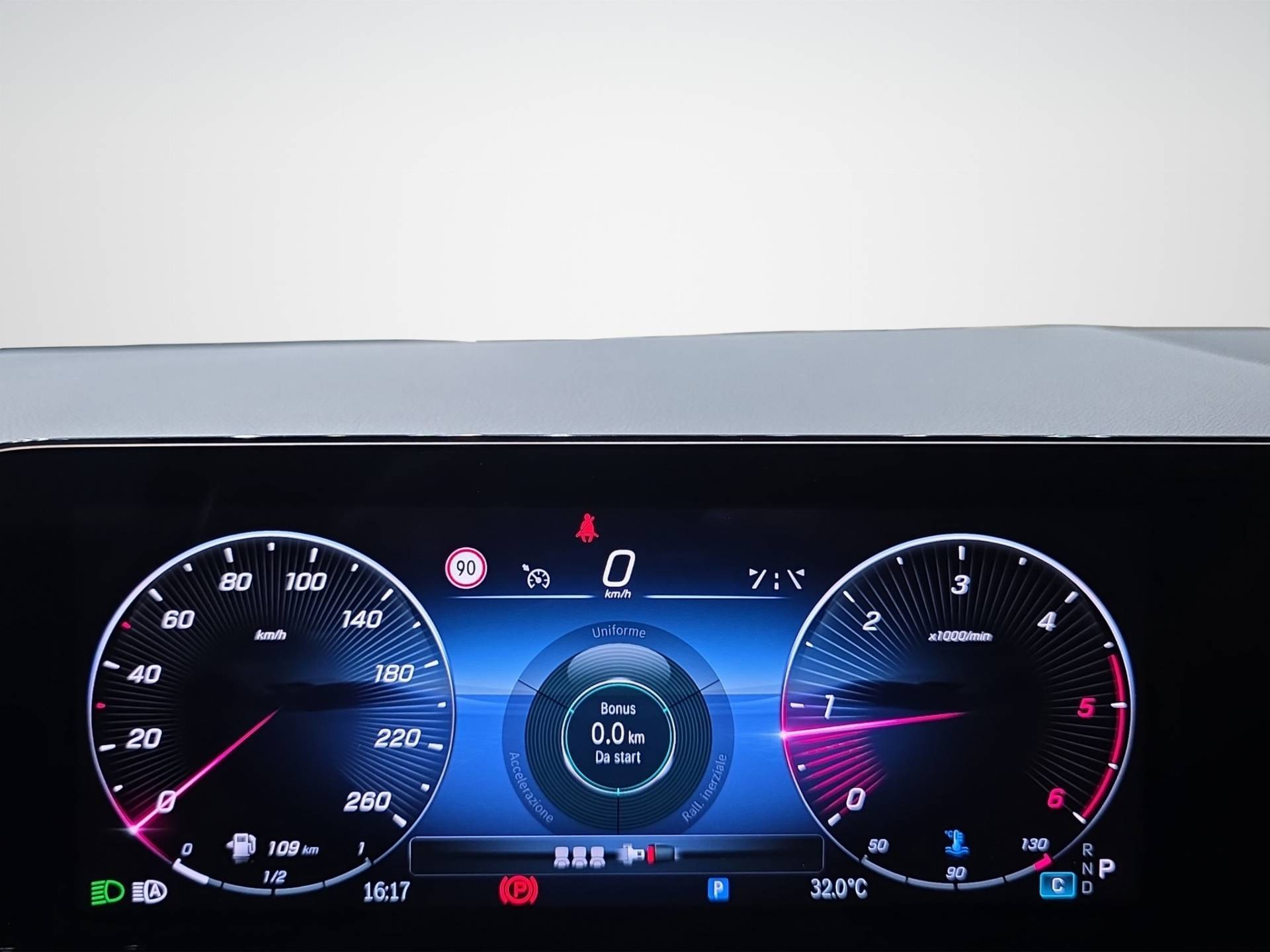 MERCEDES GLA GLA 200 d Advanced auto usata in pronta consegna - Brandini