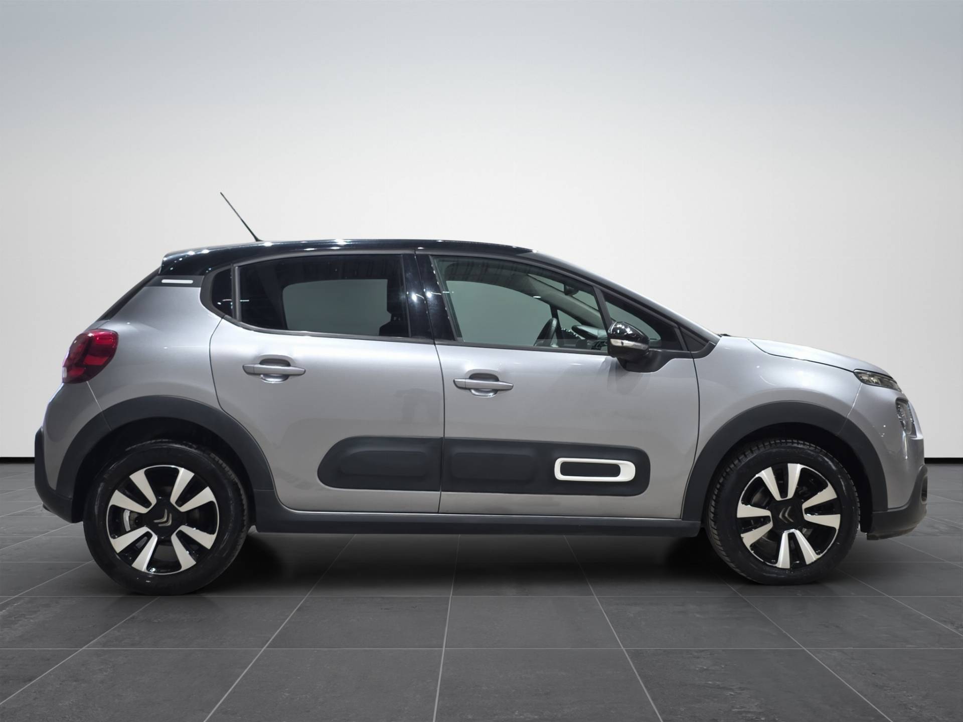 Auto Venduta - CITROEN C3 C3 1.5 bluehdi Shine s&s 100cv 6m usata in pronta consegna - Brandini