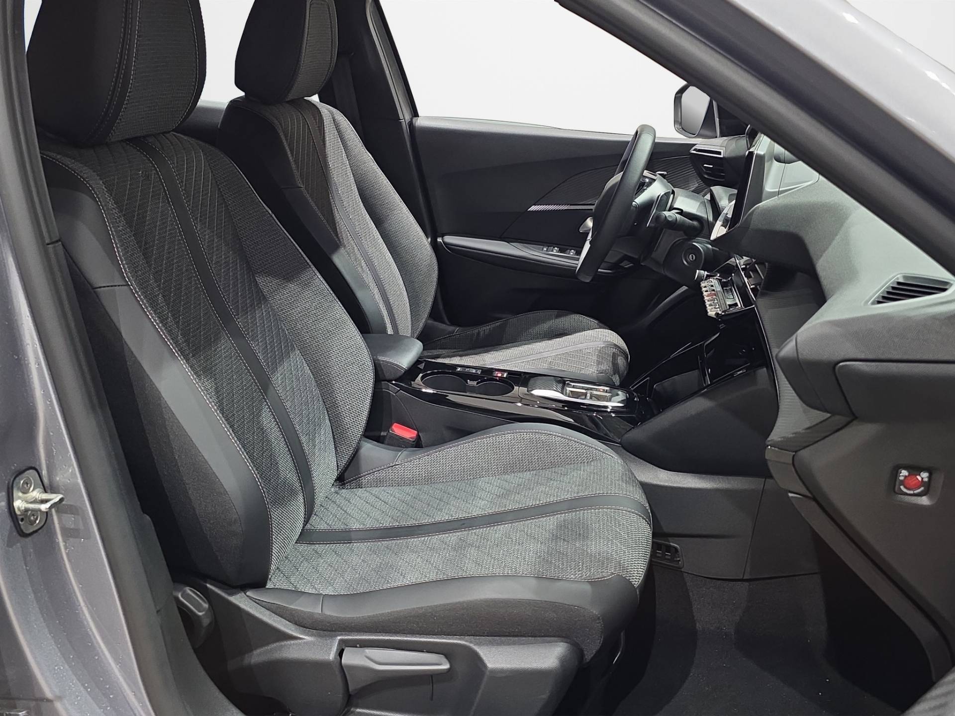 PEUGEOT 2008 2008 1.2 hybrid Allure 136cv e-dcs6 usata in pronta consegna - Brandini