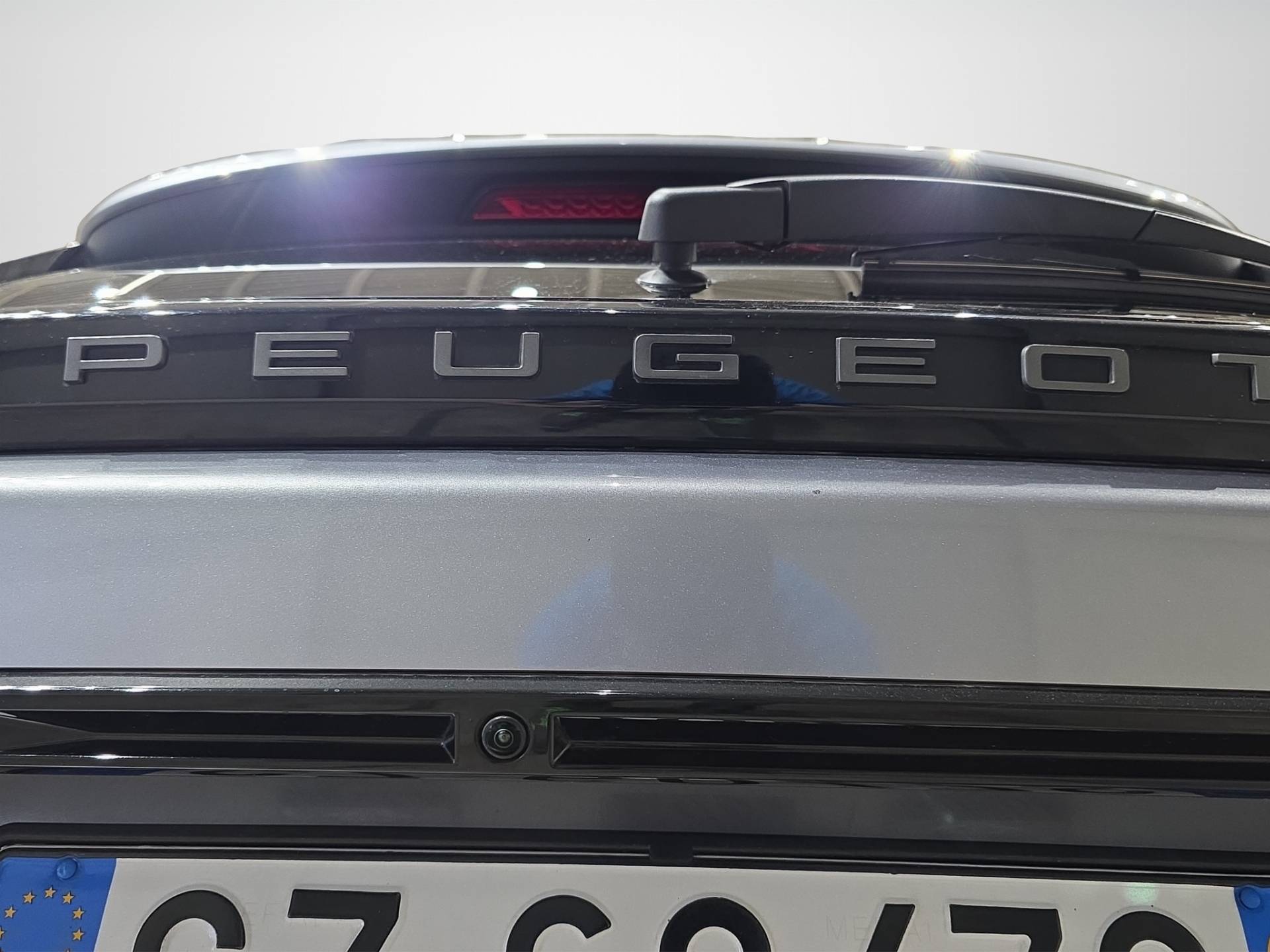 PEUGEOT 2008 2008 1.2 hybrid Allure 136cv e-dcs6 usata in pronta consegna - Brandini